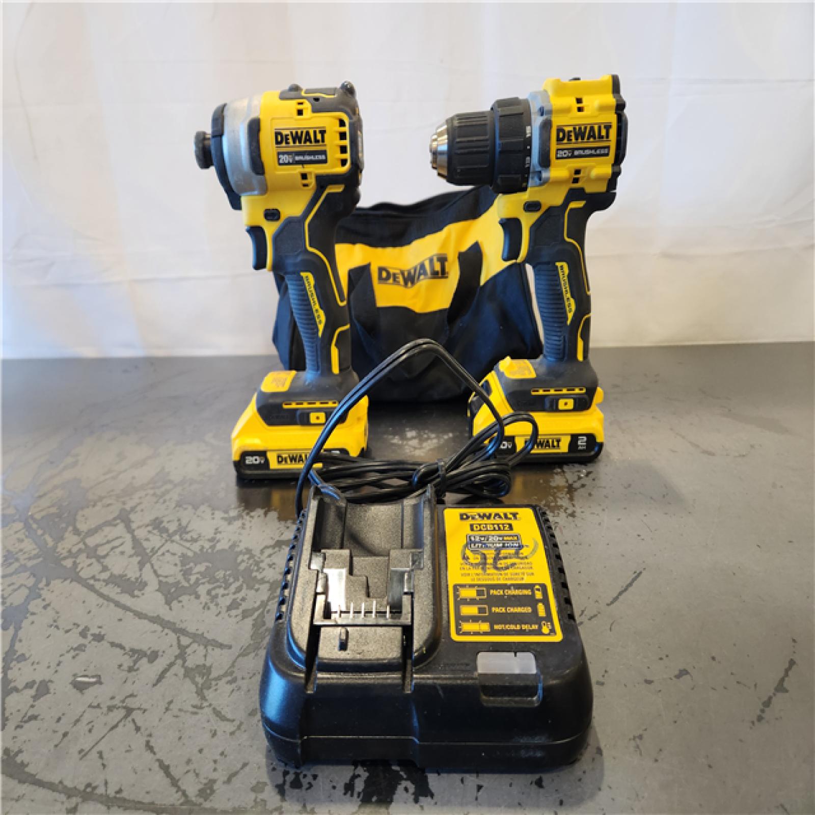 AS-IS- DEWALT ATOMIC 20-Volt MAX Lithium-Ion Cordless Combo Kit