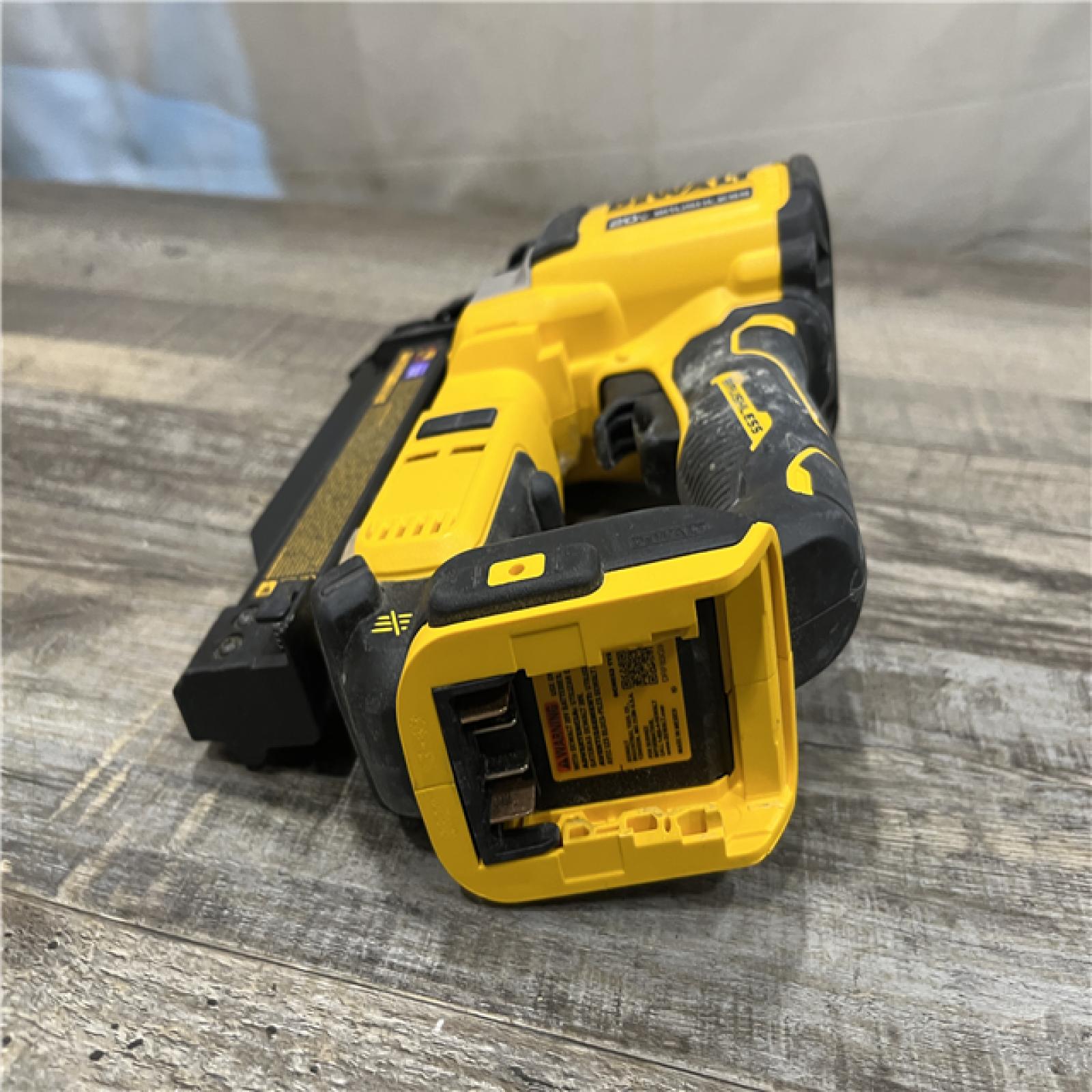 AS-IS DEWALT ATOMIC 20V MAX Lithium Ion Cordless 23 Gauge Pin Nailer (Tool Only)