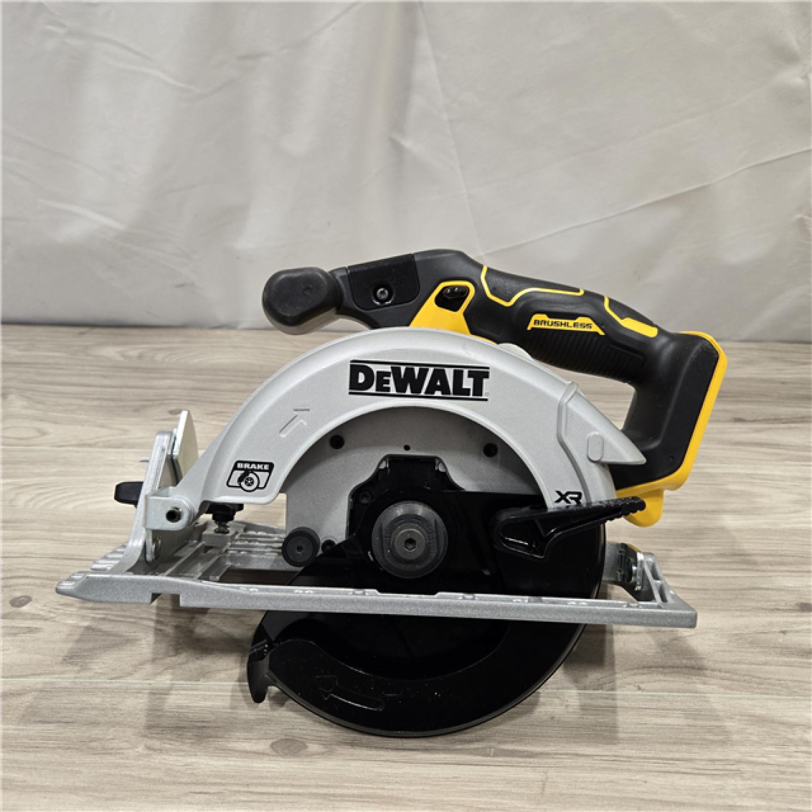 AS-IS DeWALT DCS565B 20V Max 6.5 Cordless Circular Saw (TOOL ONLY)