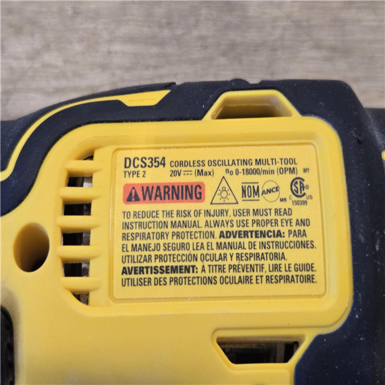 AS-IS DEWALT ATOMIC 20V MAX* Cordless Oscillating Multi Tool (Tool-Only)