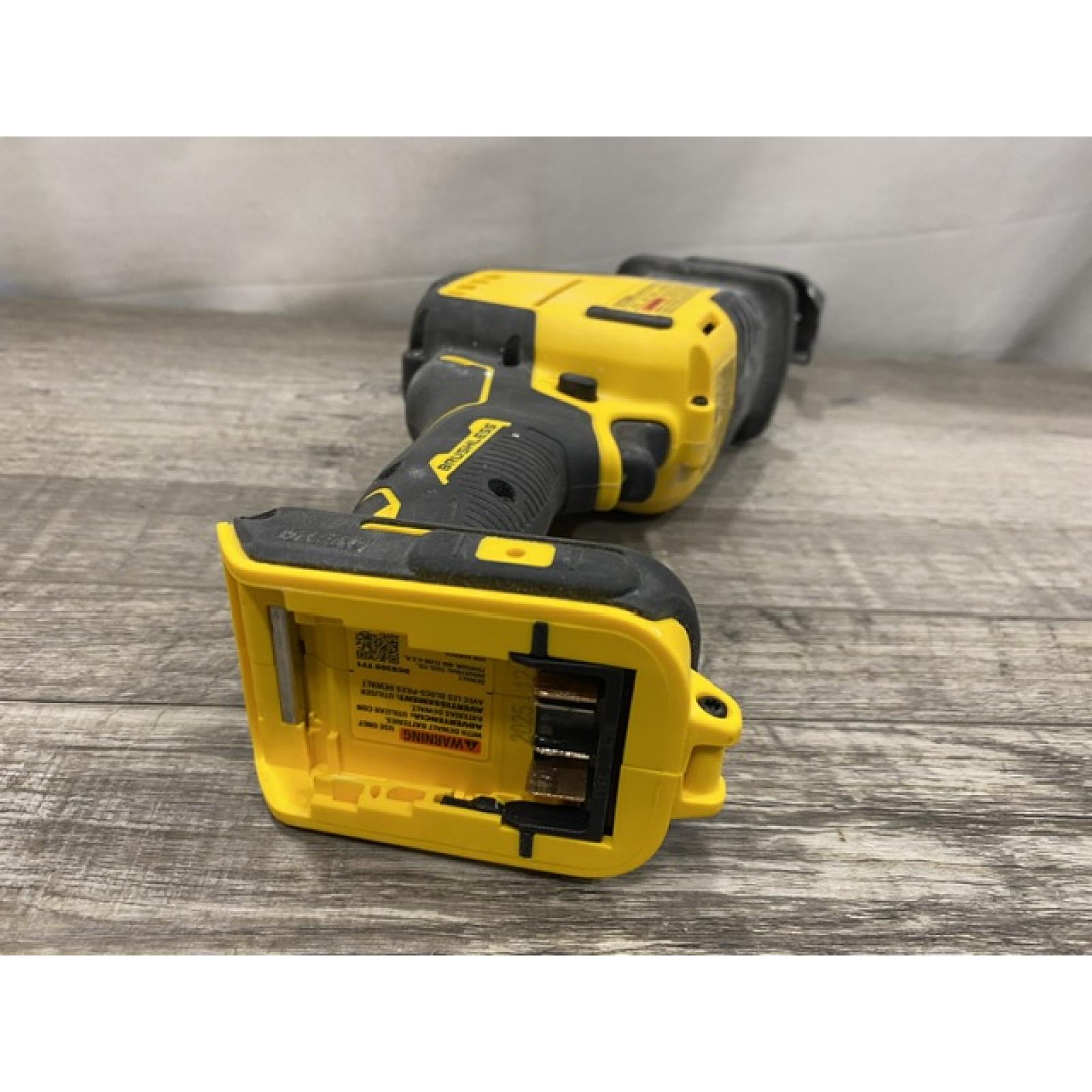 AS-IS DEWALT ATOMIC 20V MAX Cordless Brushless Compact Reciprocating Saw (Tool Only)
