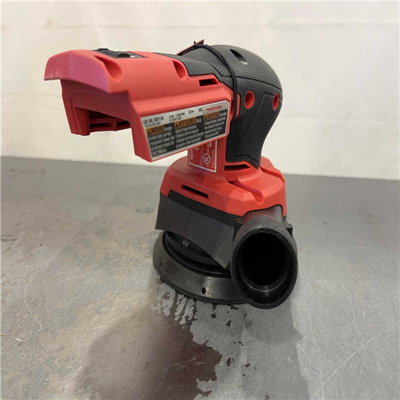 AS-IS - Milwaukee M18 18V Lithium-Ion Brushless Cordless FUEL 5 in. Random Orbit Sander