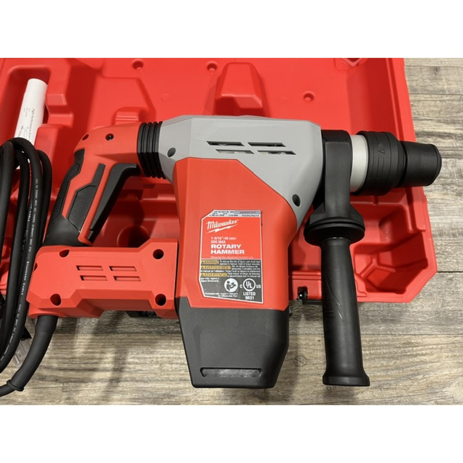 NEW - Milwaukee 1-9/16 in. SDS-Max Rotary Hammer