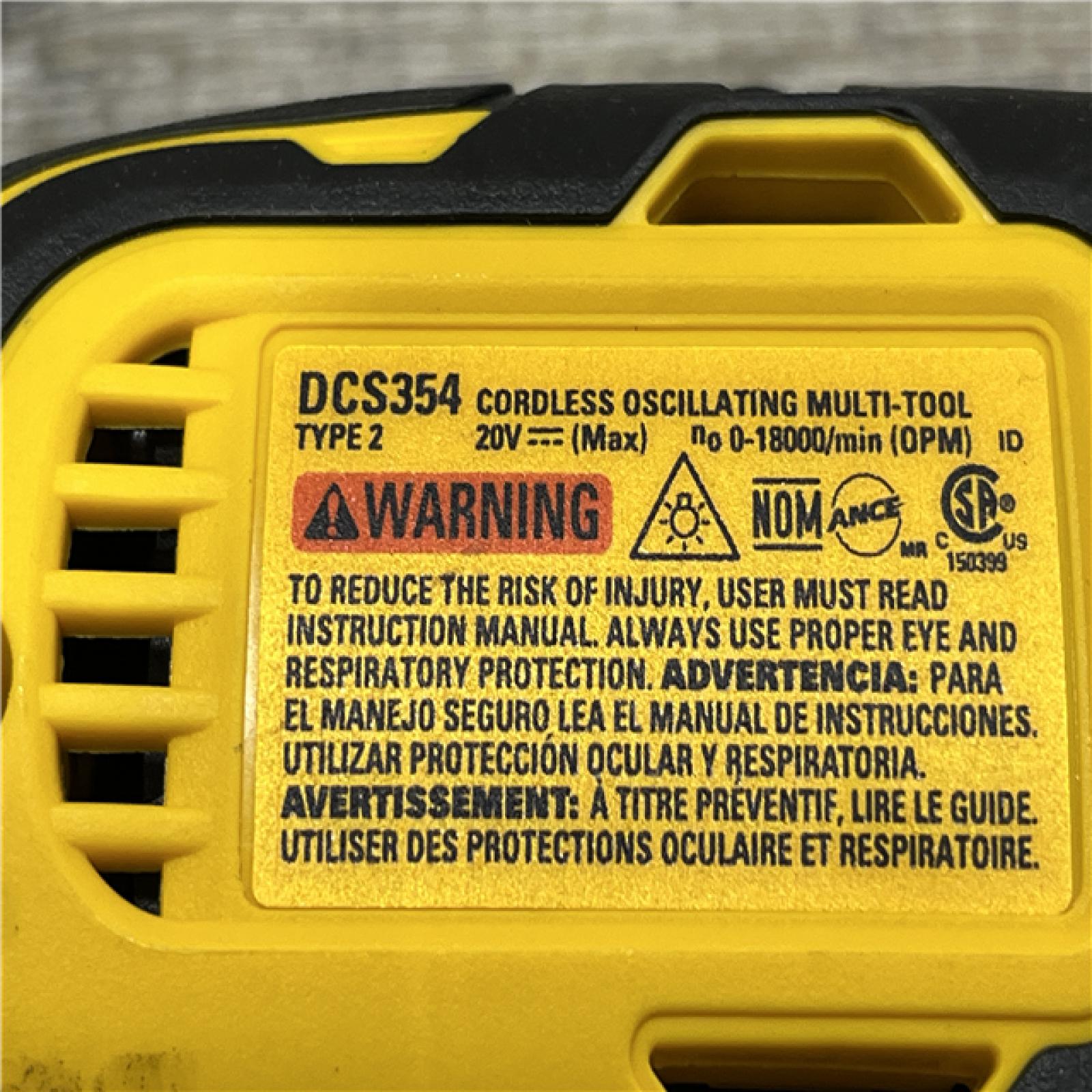 AS-IS DEWALT ATOMIC 20V MAX Cordless Brushless Oscillating Multi Tool Kit