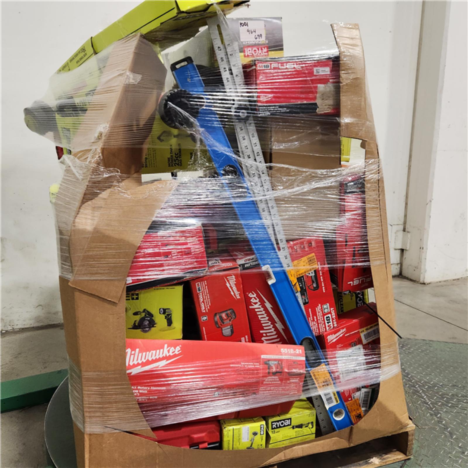 Dallas Location - As-Is Tool Pallet