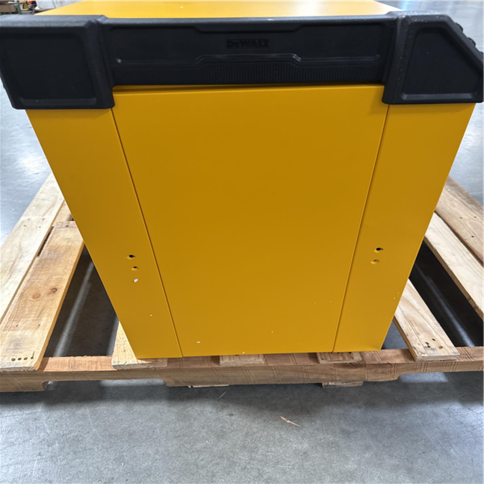 California AS-IS DeWalt 4-Drawer Tool Chest