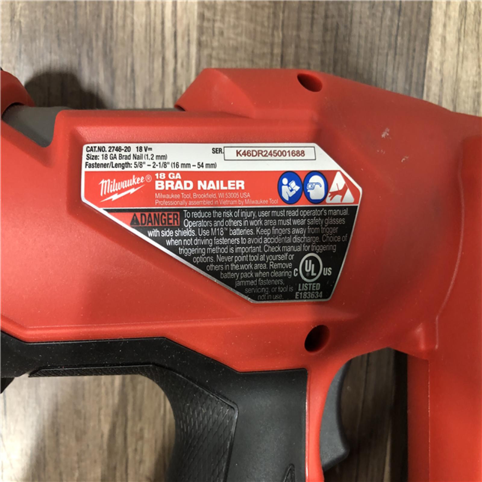 AS-IS Milwaukee FUEL 18-Volt Lithium-Ion Brushless Cordless Gen II 18-Gauge Brad Nailer (Tool-Only)