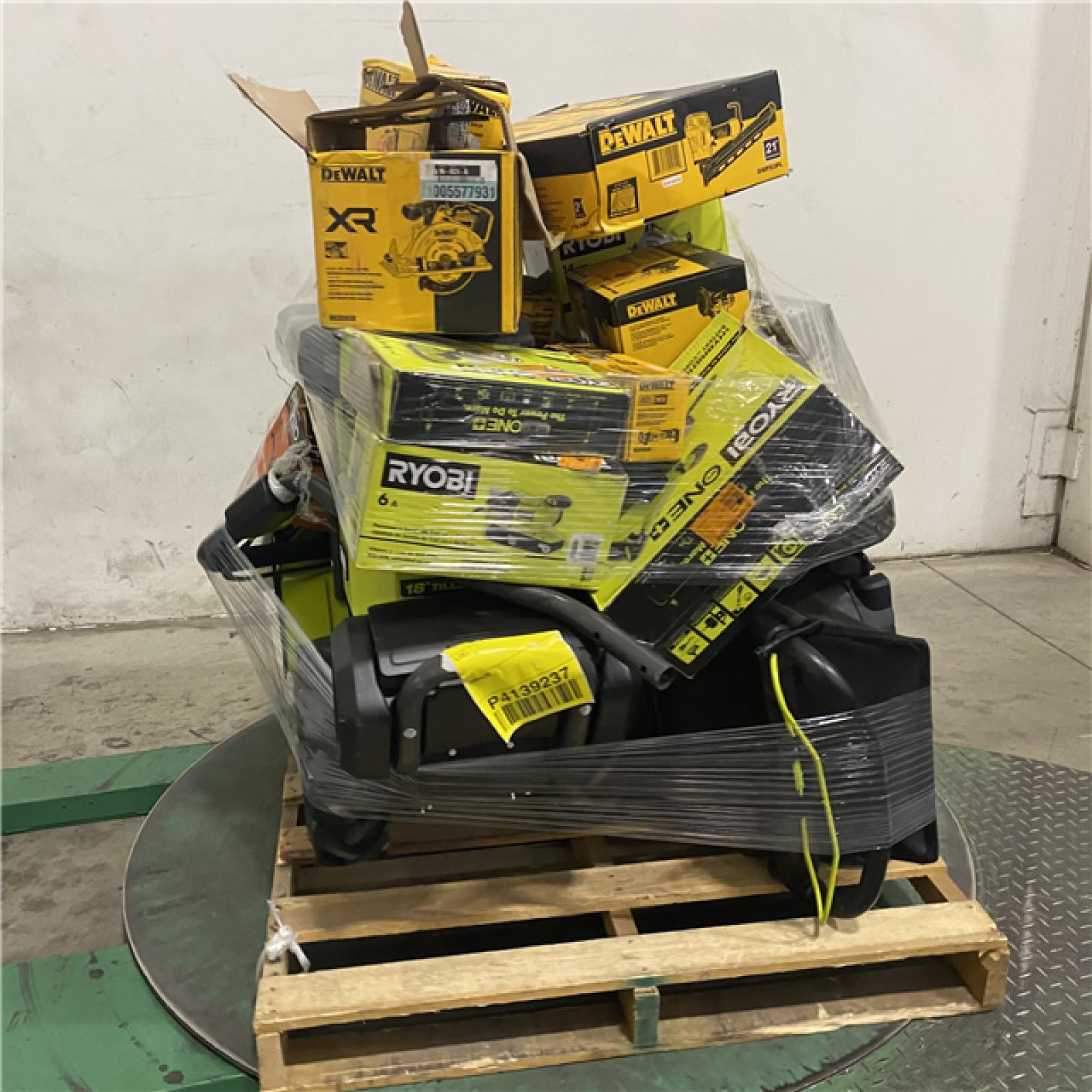 Dallas Location - As-Is Tool Pallet