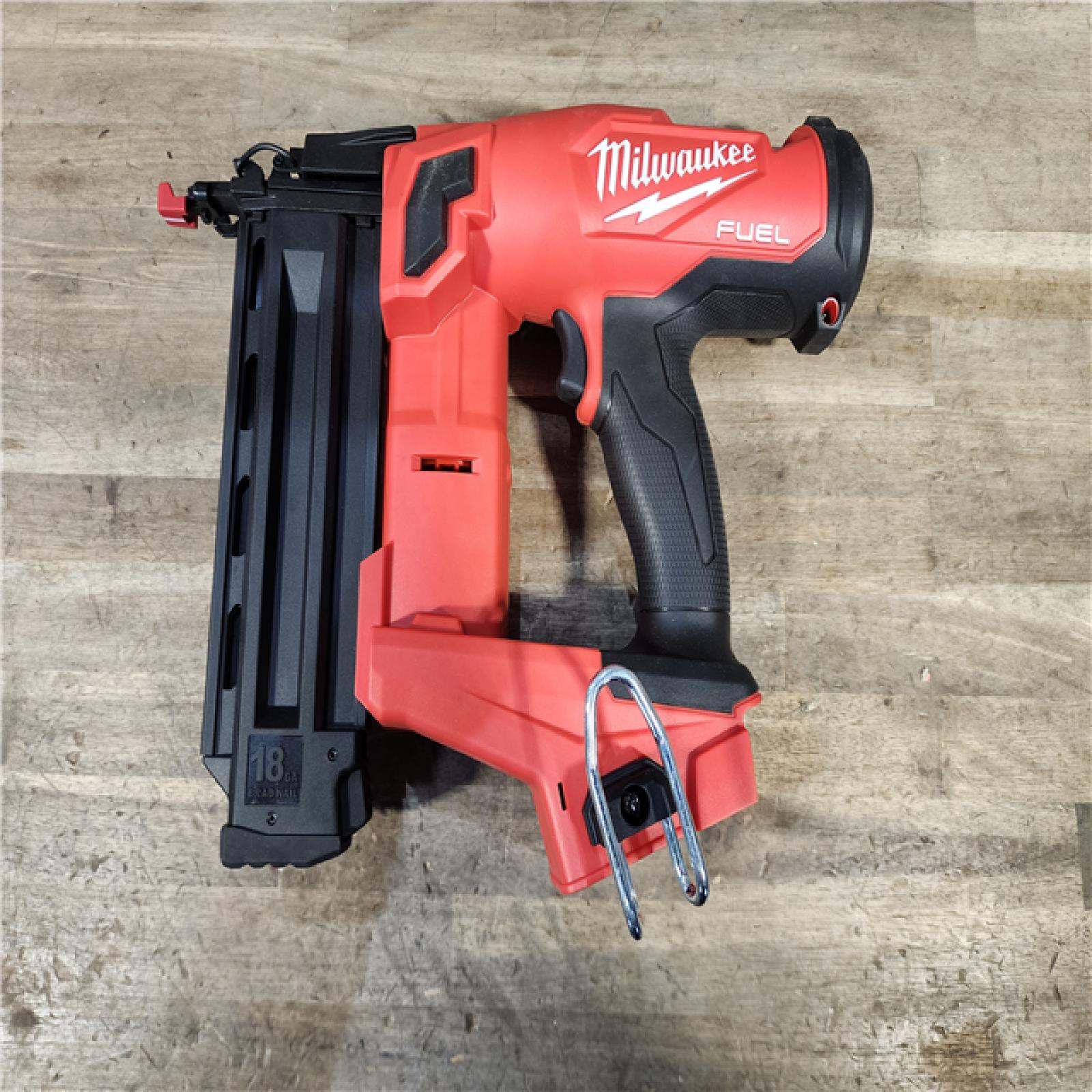 HOUSTON LOCATION - AS-IS (APPEARS LIKE NEW) Milwaukee M18 FUEL 18 Gauge Brad Nailer (TOOL ONLY)