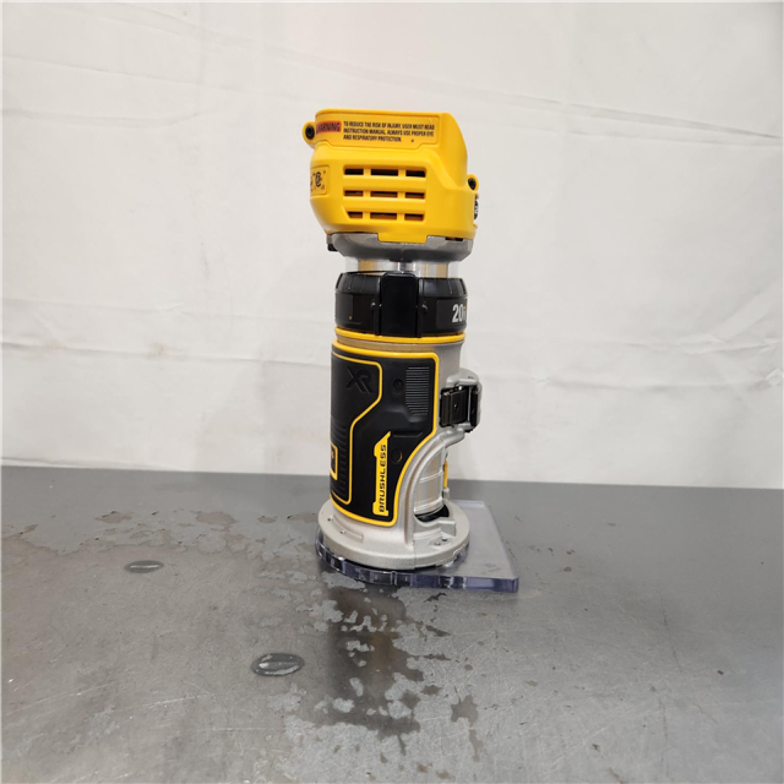 AS-IS- DEWALT 20V MAX XR Lithium-Ion Brushless Cordless Compact Router (Tool Only)