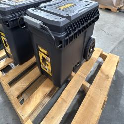 California NEW DeWalt 15 Gallon Chest (No Tools) (2 Pieces)