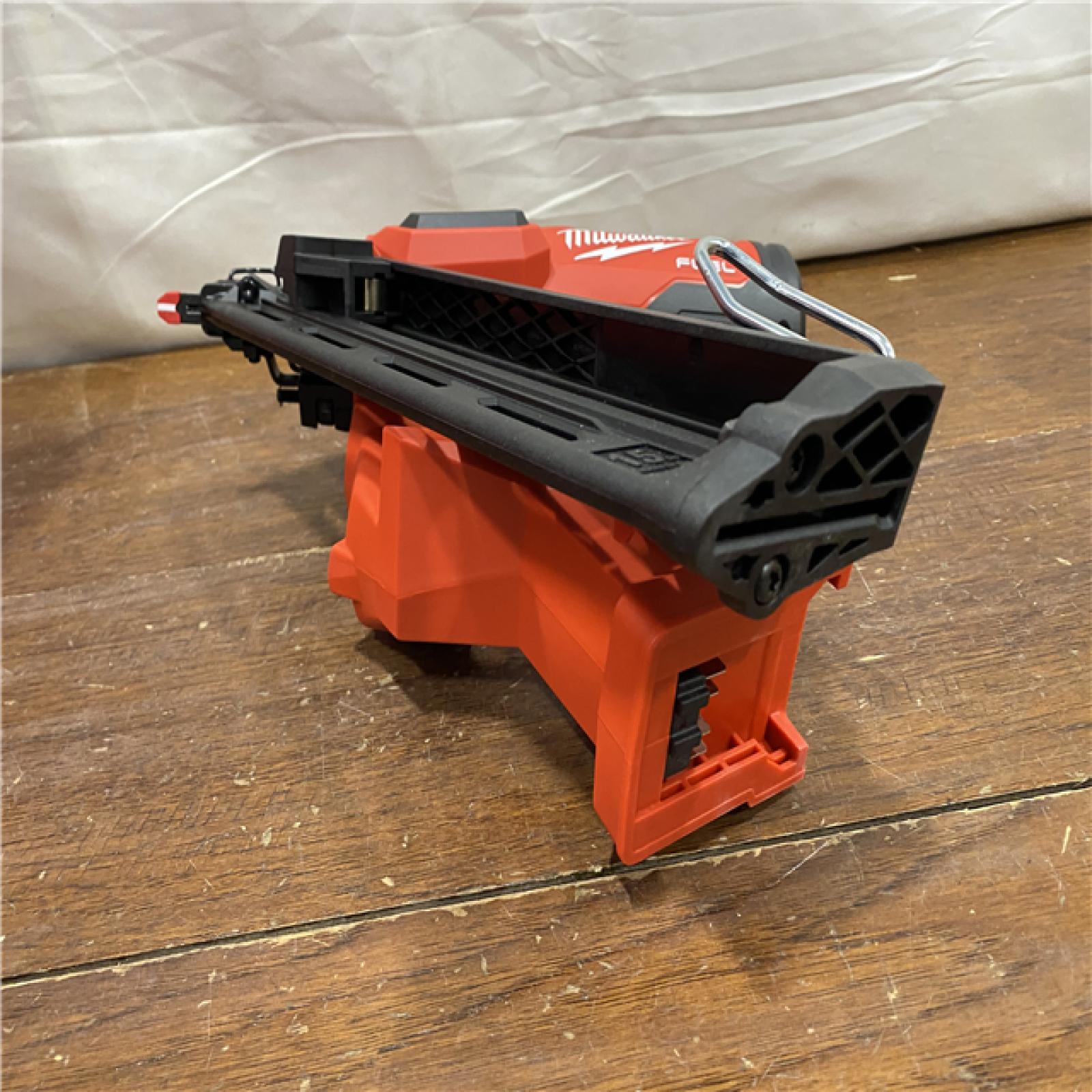 AS-IS Milwaukee 2839-20 M18 FUEL 15 Ga. 18 Volt Brushless Angled Finish Nailer