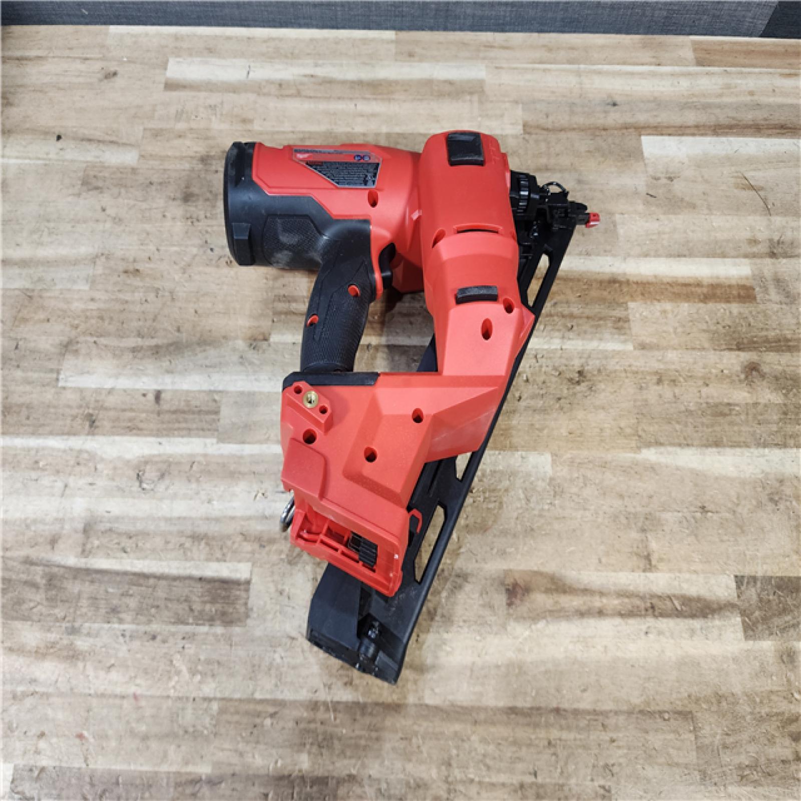 HOUSTON LOCATION - AS - IS Milwaukee FUEL 18-Volt Lithium-Ion Brushless Cordless Gen II 15-Gauge Angled Finish Nailer (Tool-Only)