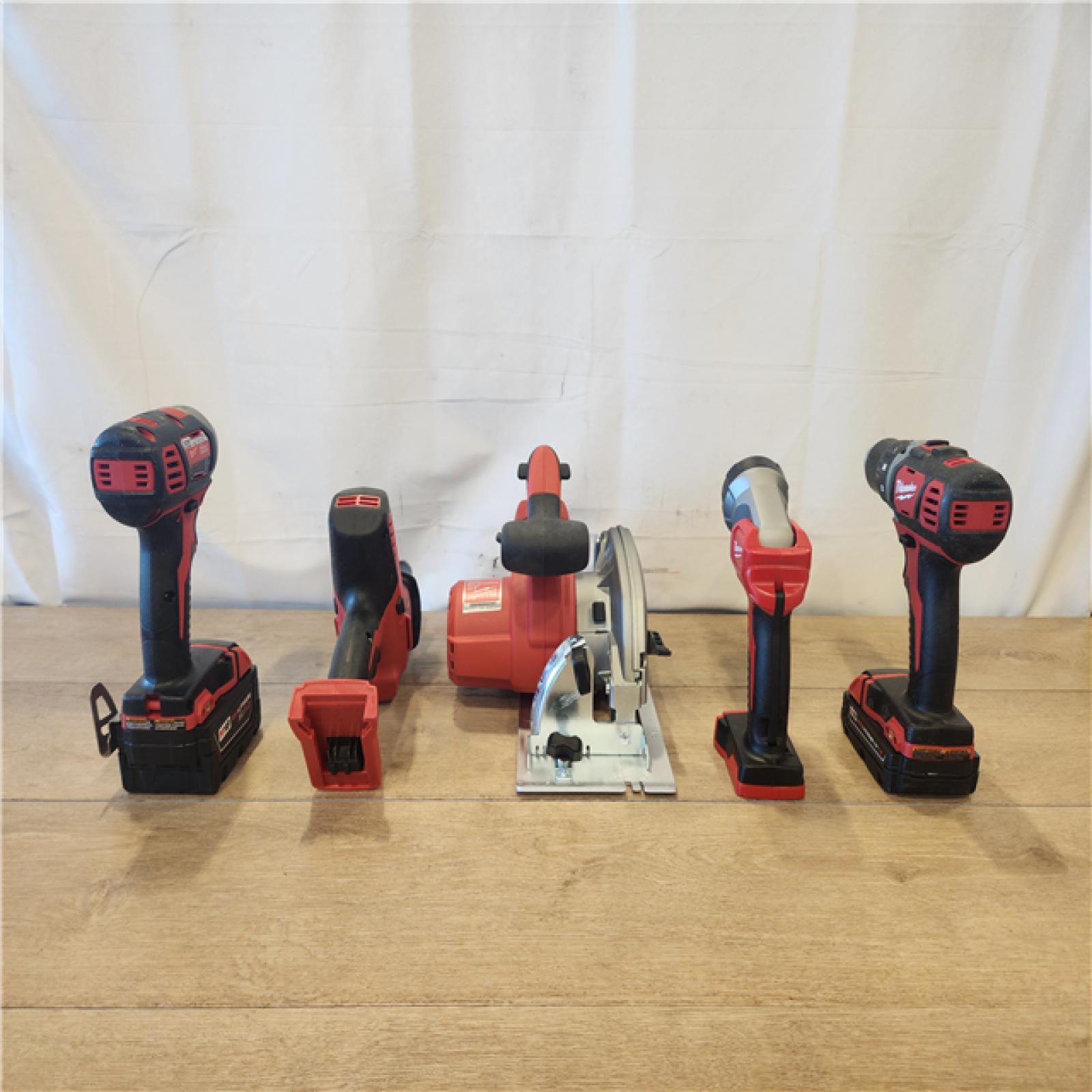 AS-IS- Milwaukee 18V Lithium-Ion Cordless (5-Tool) Combo Kit