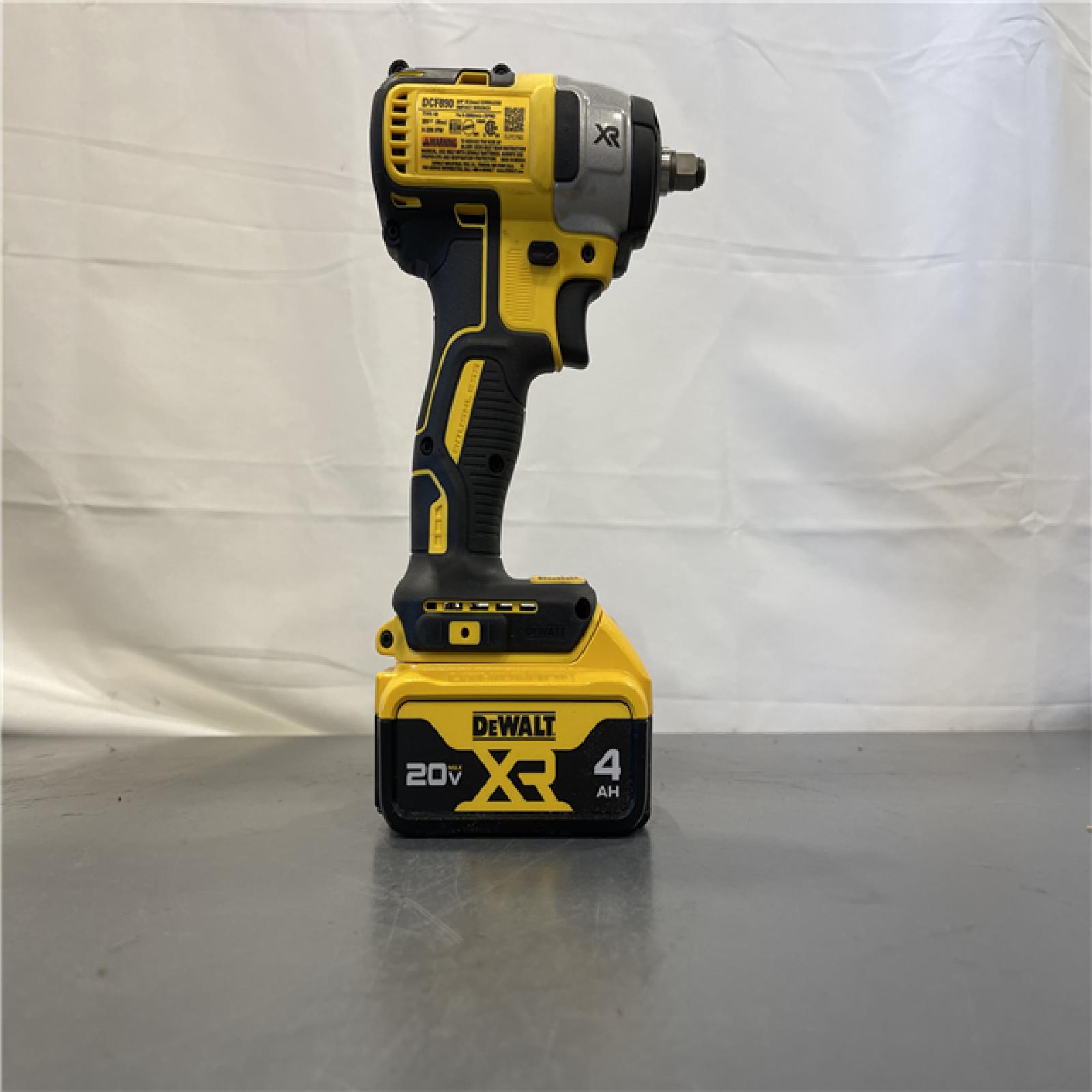 AS-IS - DeWalt 20V MAX XR Cordless Brushless 3/8 in.Compact Impact Wrench Kit