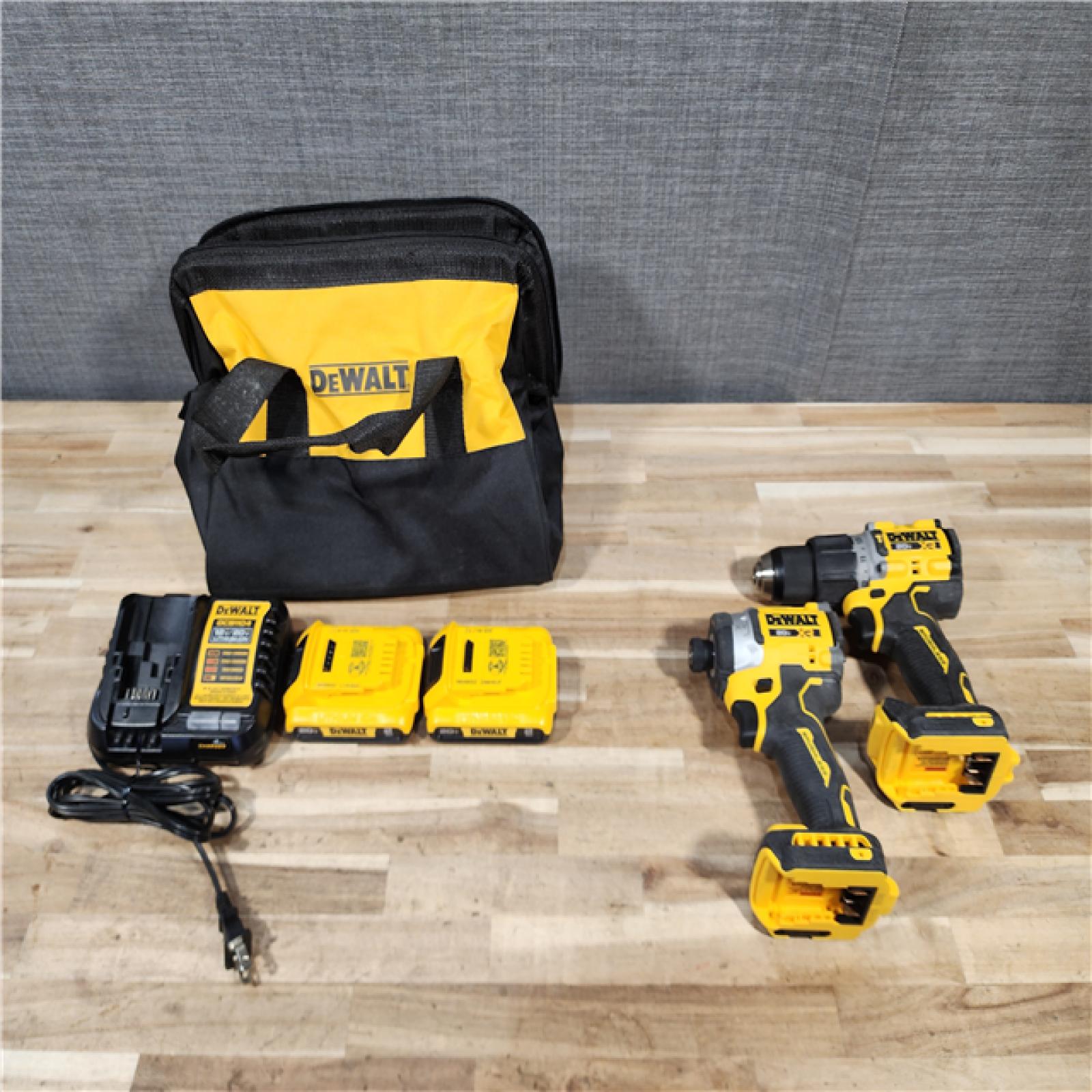 HOUSTON LOCATION - AS-IS DEWALT 2 TOOL COMBO KIT W/ (2) BATTERY & CHARGER`