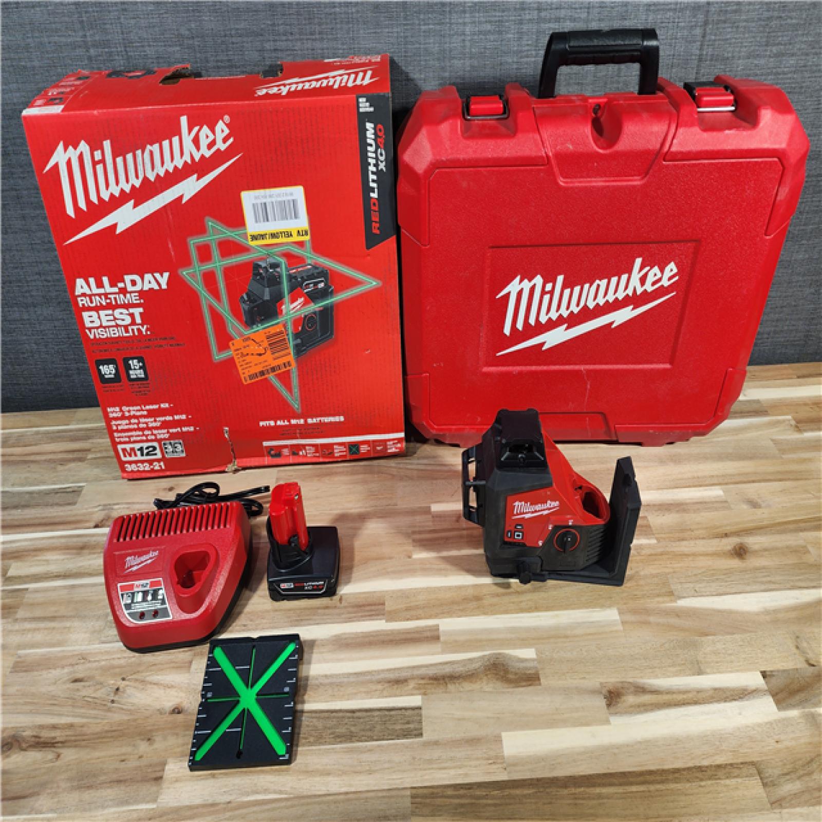 HOUSTON LOCATION - AS-IS Milwaukee-3632-21 M12 Green Beam Laser 360Â° 3-Plane Kit