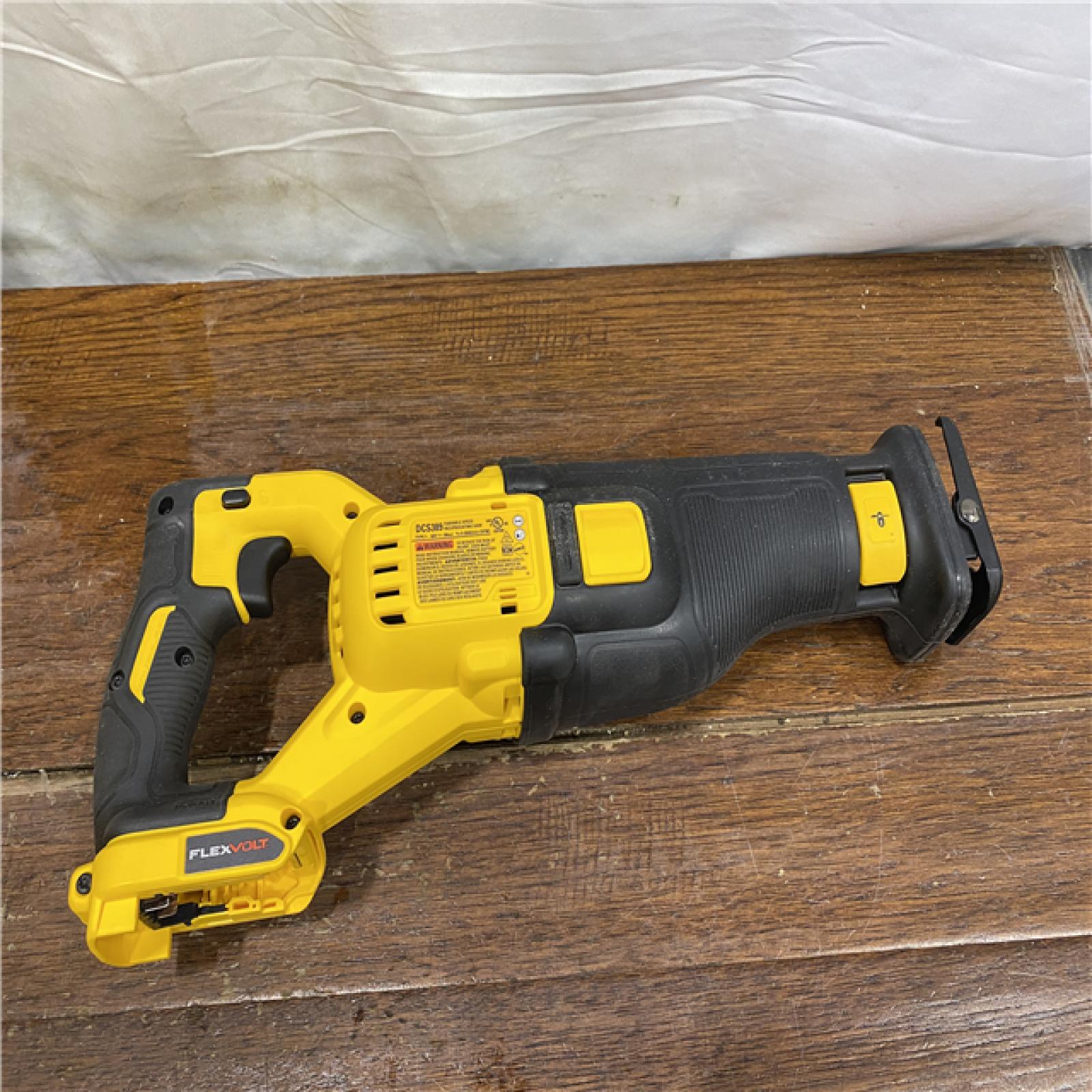 AS-IS DeWalt DCS389B FLEXVOLT 60V MAX Cordless Brushless Reciprocating Saw (Tool-Only)