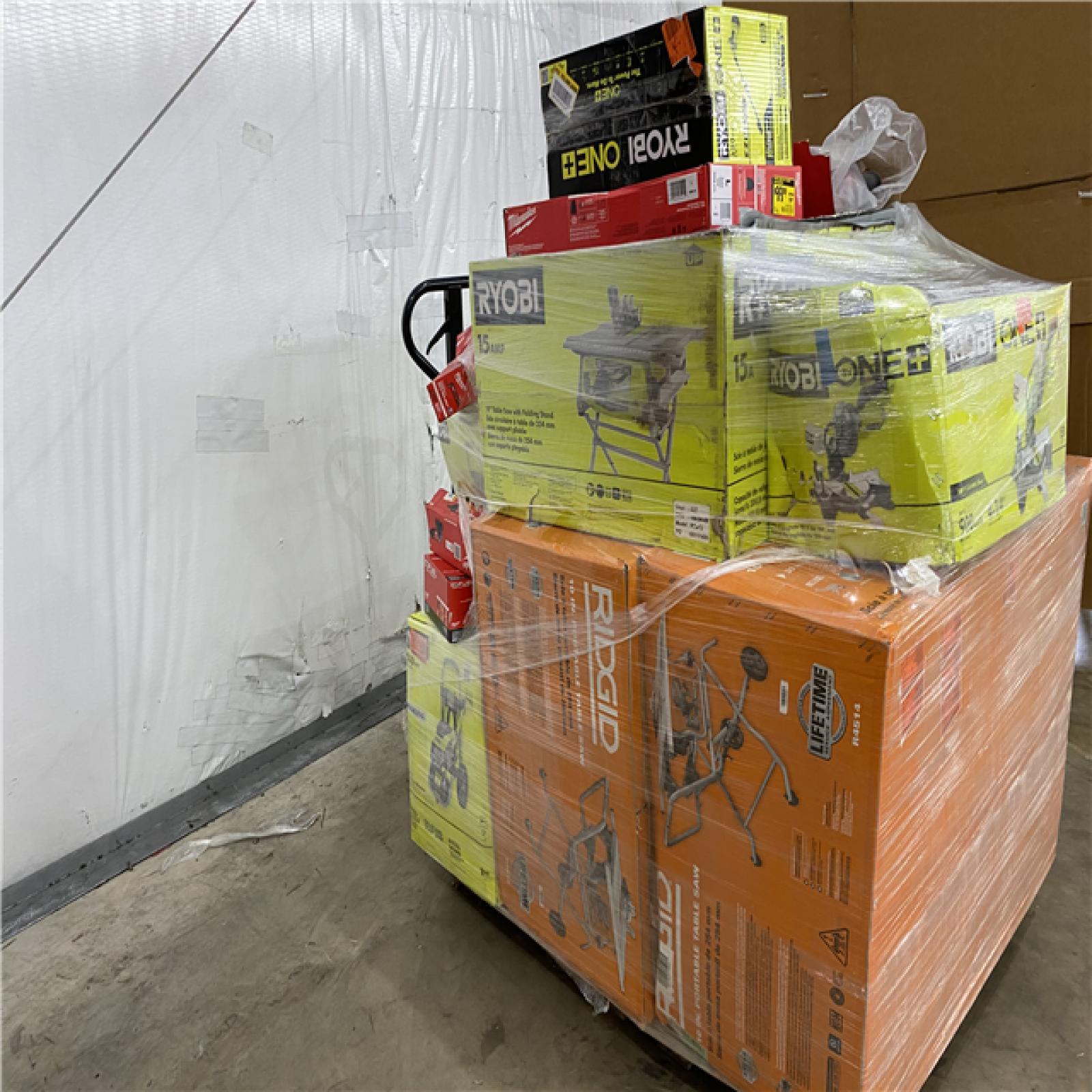 Houston Location AS IS - Tool Pallet