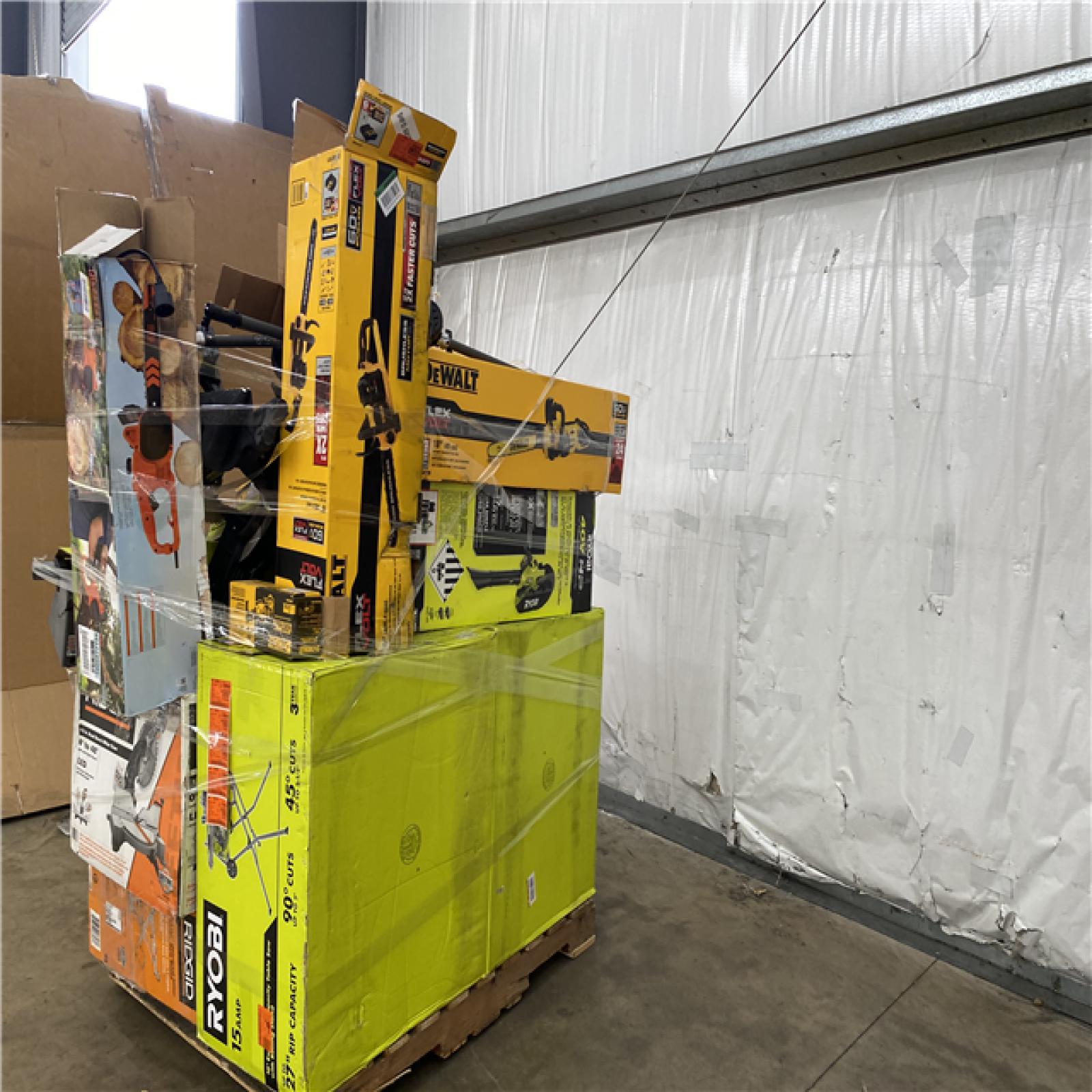 Houston Location AS IS - Tool Pallet