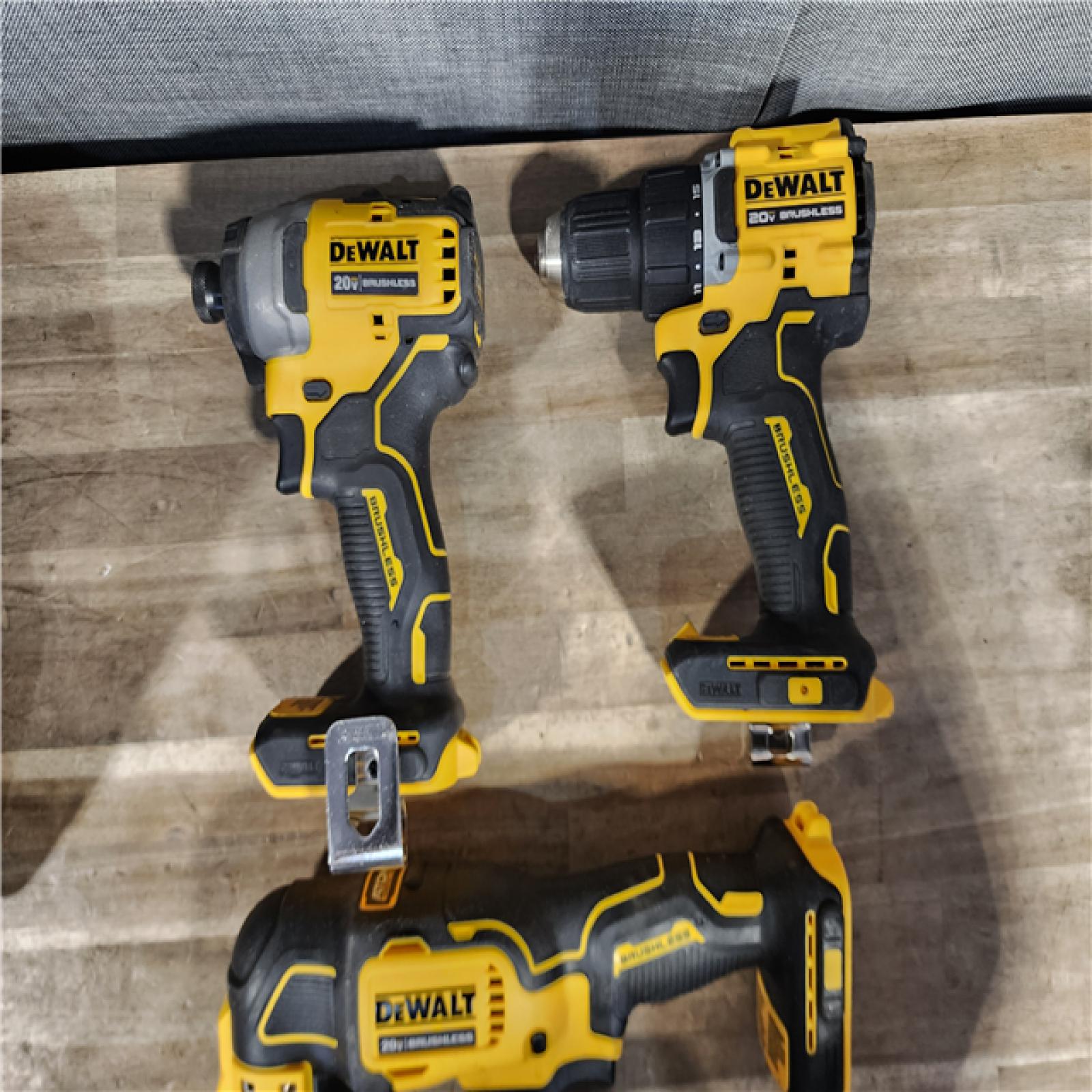 HOUSTON LOCATION - AS-IS DEWALT 4 TOOL COMBO KIT W/ (2) BATTERY & CHARGER