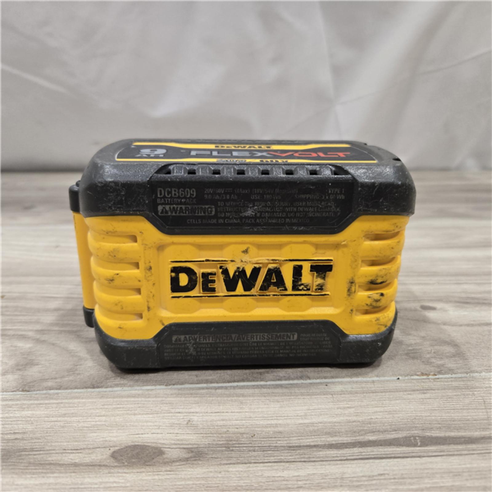 AS-IS Dewalt DCB609 FLEXVOLT 20V/60V MAX* Battery Pack