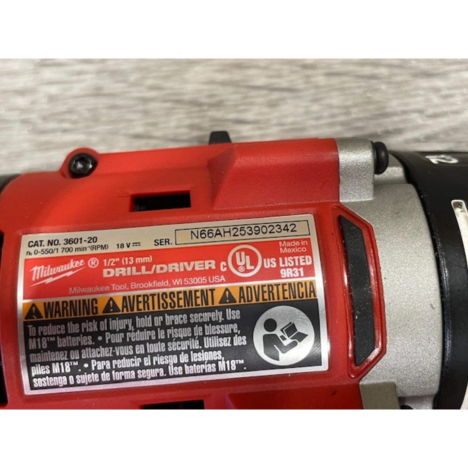 AS-IS Milwaukee 18V Lithium-Ion Brushless Cordless 1/2 in. Compact Drill/Driver Kit