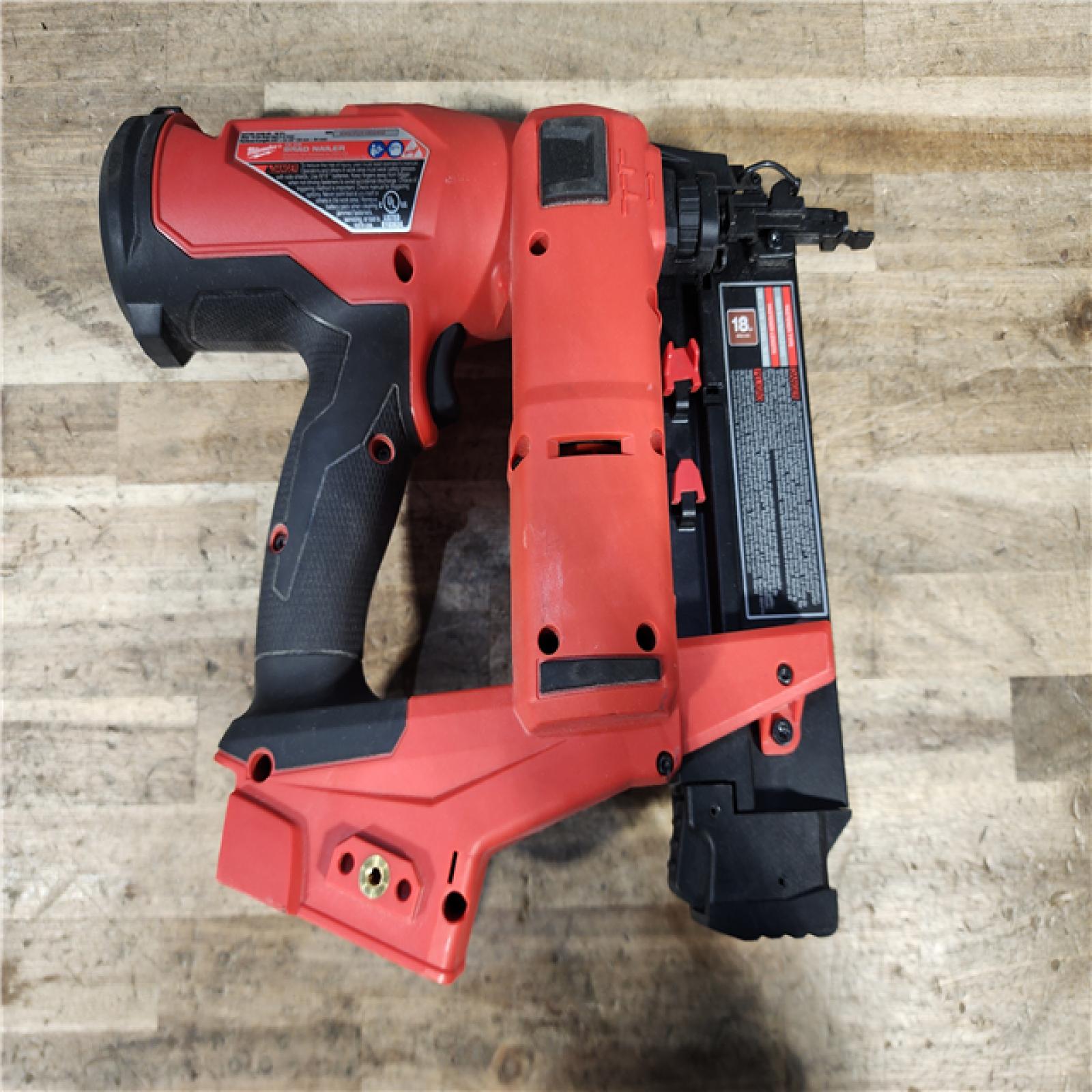 HOUSTON LOCATION - AS-IS Milwaukee FUEL 18-Volt Lithium-Ion Brushless Cordless Gen II 18-Gauge Brad Nailer (Tool-Only)