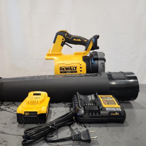 DEWALT 20V MAX Brushless Cordless Handheld Axial Leaf Blower Kit