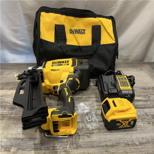 AS-IS DEWALT 20-Volt 21° Cordless Framing Nailer Kit