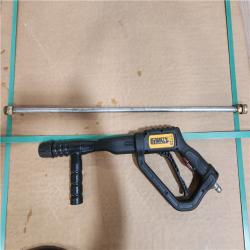 Phoenix DEWALT 4400 PSI 4.0 GPM Gas Pressure Washer with 420cc Engine  Triplex Pump  Commercial Cold Water Power Washer