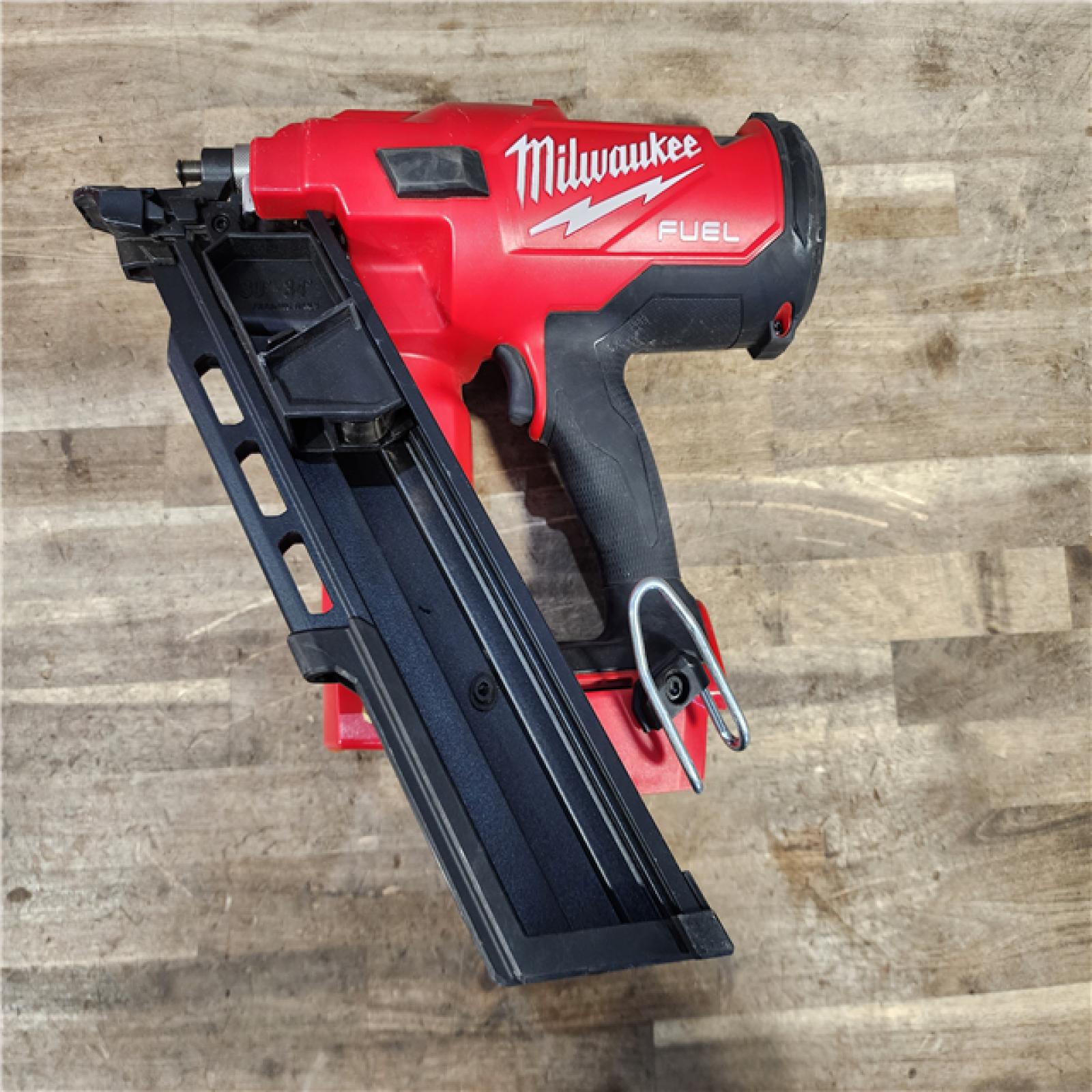 HOUSTON LOCATION - AS-IS Milwaukee M18 FUEL 30 Degree Framing Nailer (TOOL ONLY)