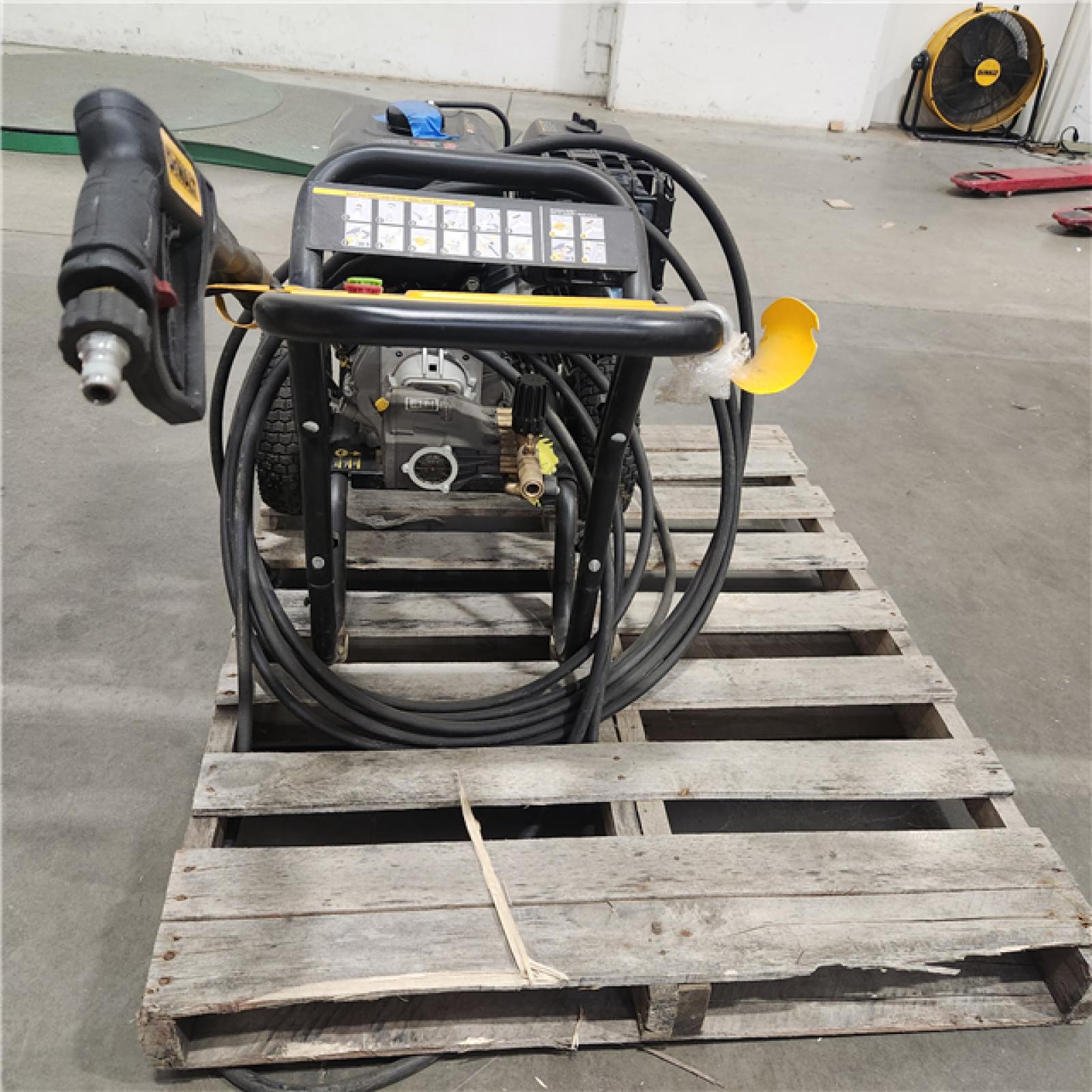 Dallas Location - As-Is DXPW61377 Dewalt 4400 PSI Pressure Washer