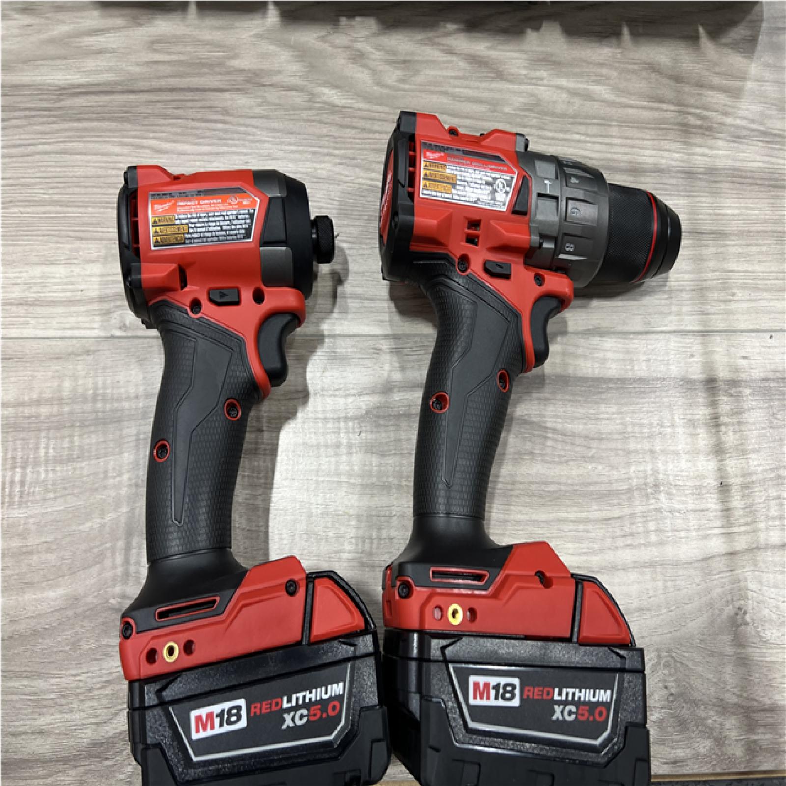 AS-IS Milwaukee FUEL 12V Lithium-Ion Brushless Battery 6 in. HATCHET Pruning Saw Kit