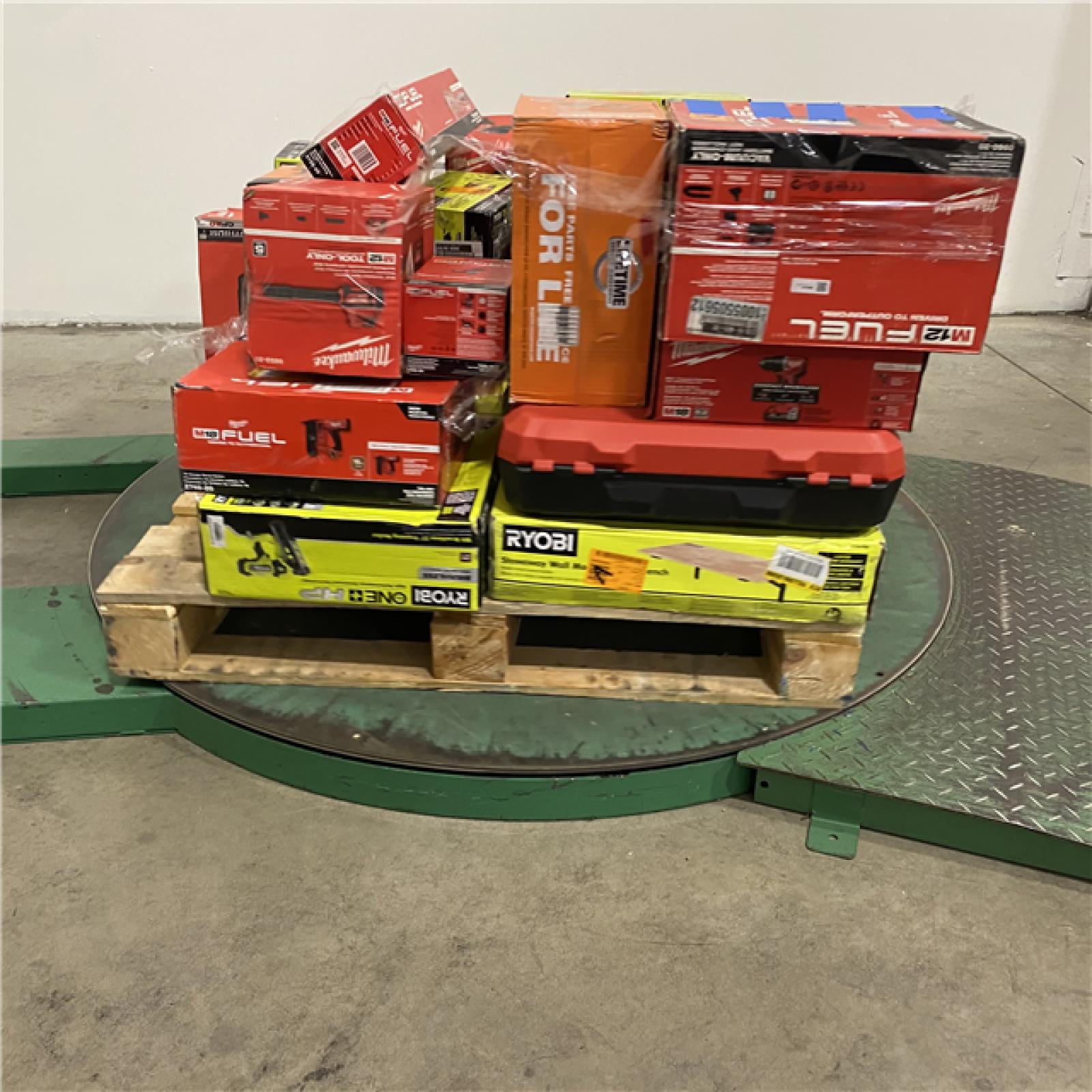 Dallas Location - As-Is Tool Pallet