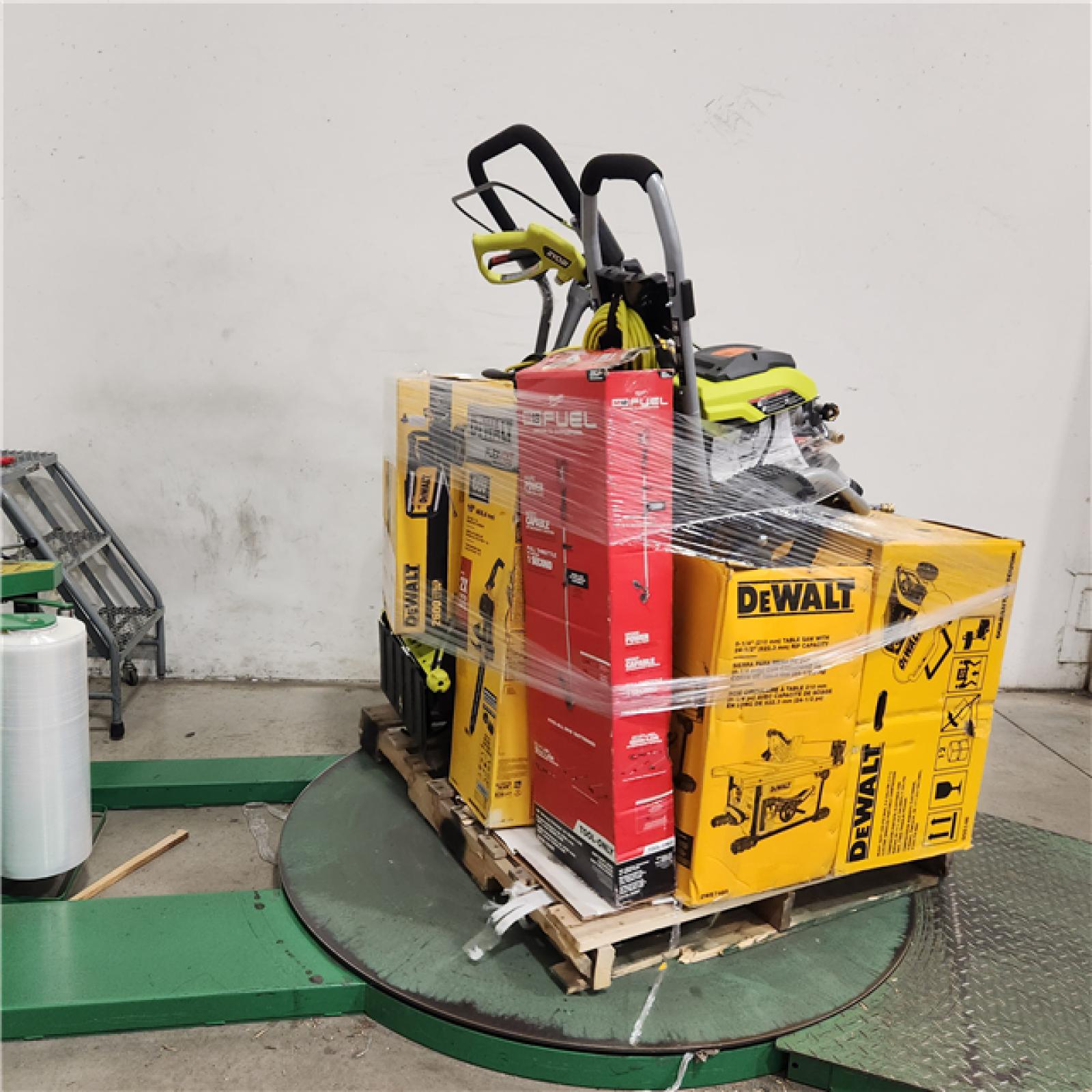 Dallas Location - As-Is Tool Pallet
