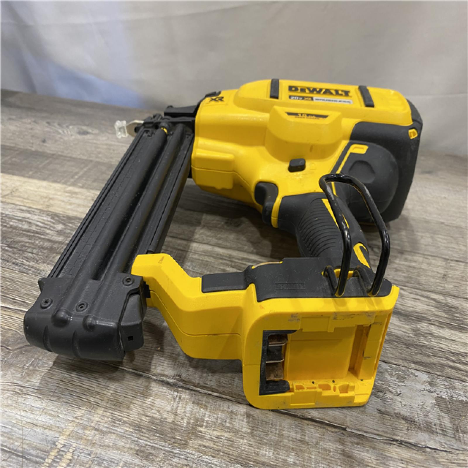 AS-IS DEWALT 20V MAX XR Lithium-Ion Electric Cordless 18-Gauge Brad Nailer (Tool Only)