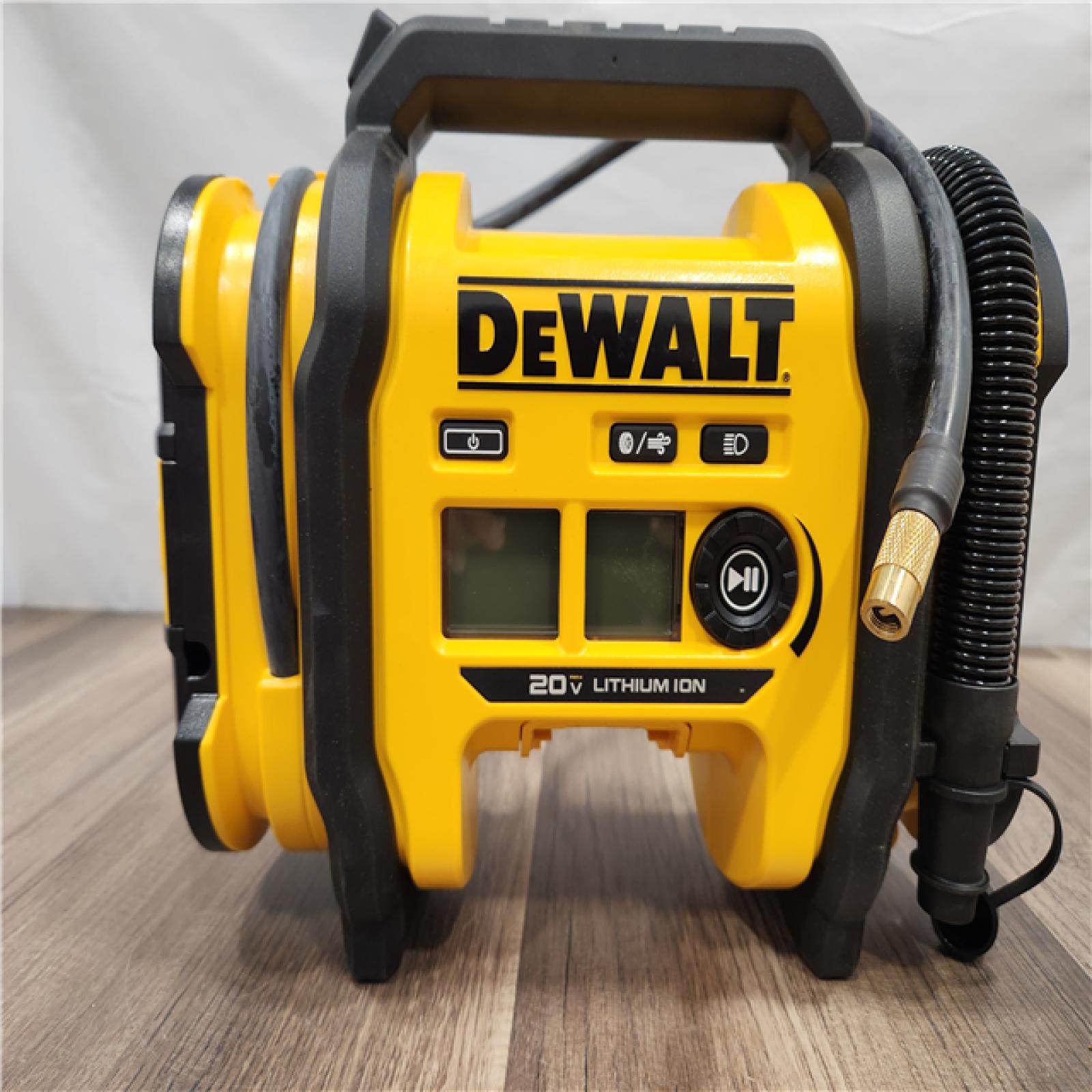 LIKE NEW! - DEWALT  20V MAX Inflator (Tool Only)