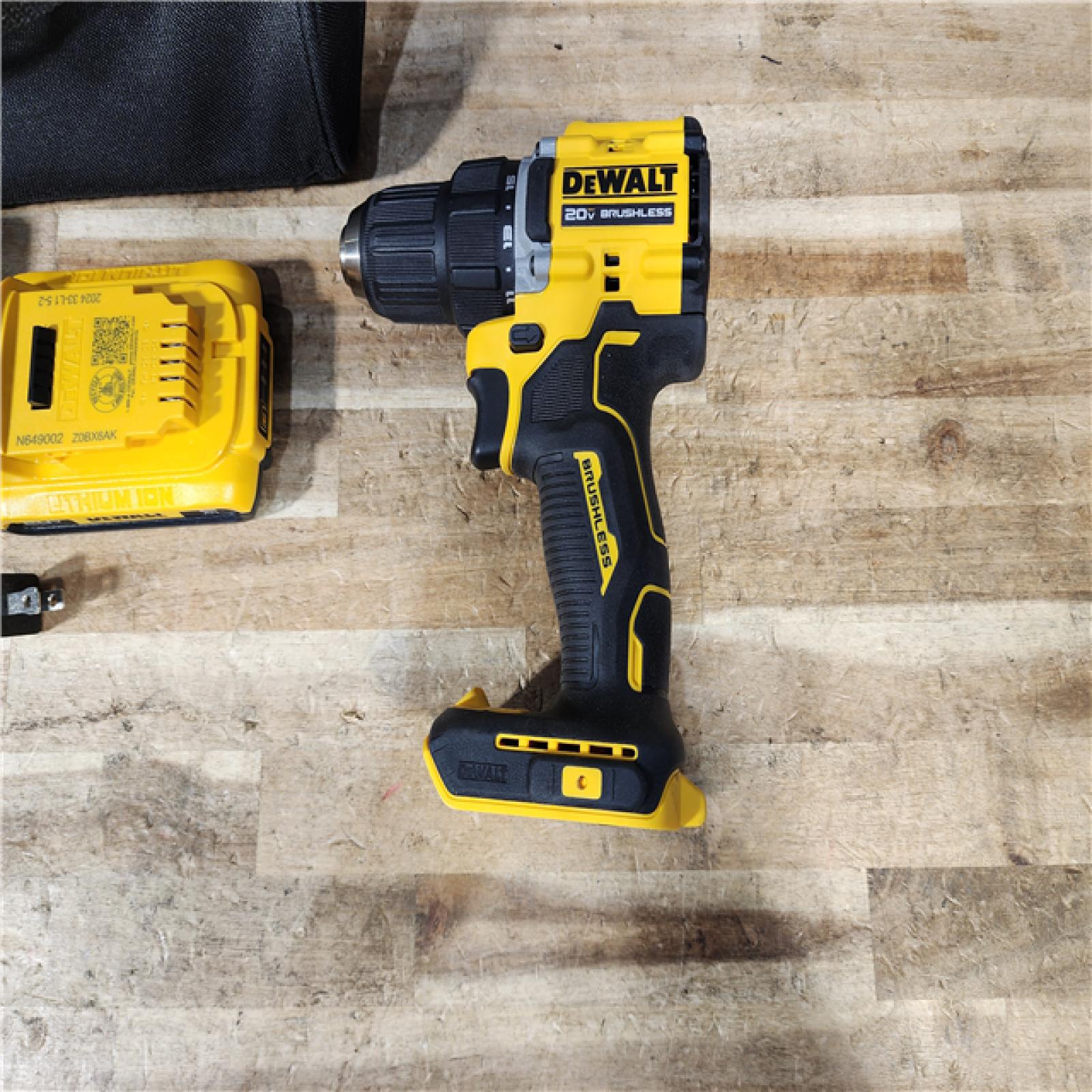 HOUSTON LOCATION - AS - IS DEWALT Atomic 20V Lithium-Ion Cordless Compact 1/2 in. Drill/Driver Kit