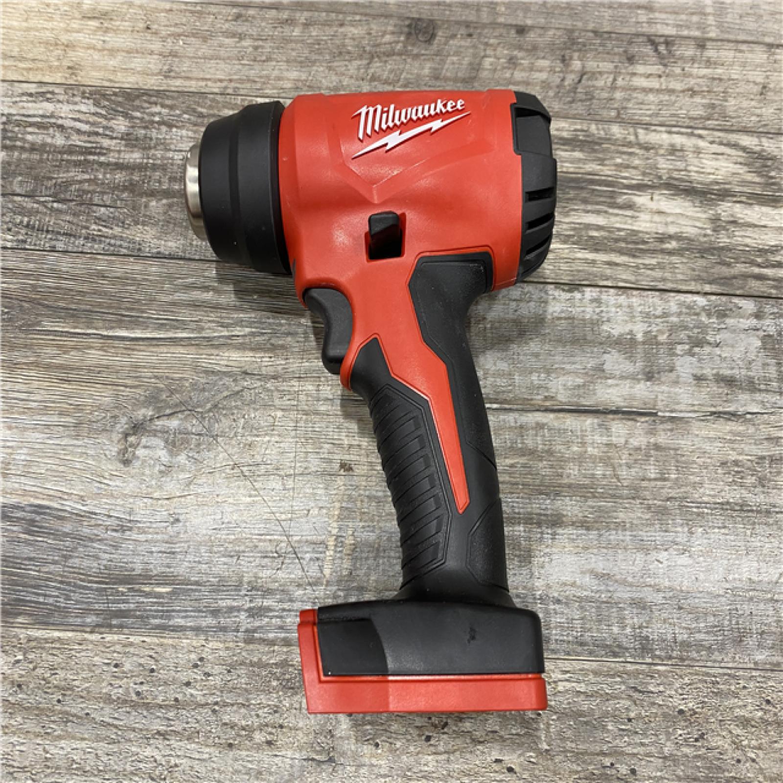 AS-IS Milwaukee 18V Lithium-Ion Cordless Compact Heat Gun (Tool-Only)