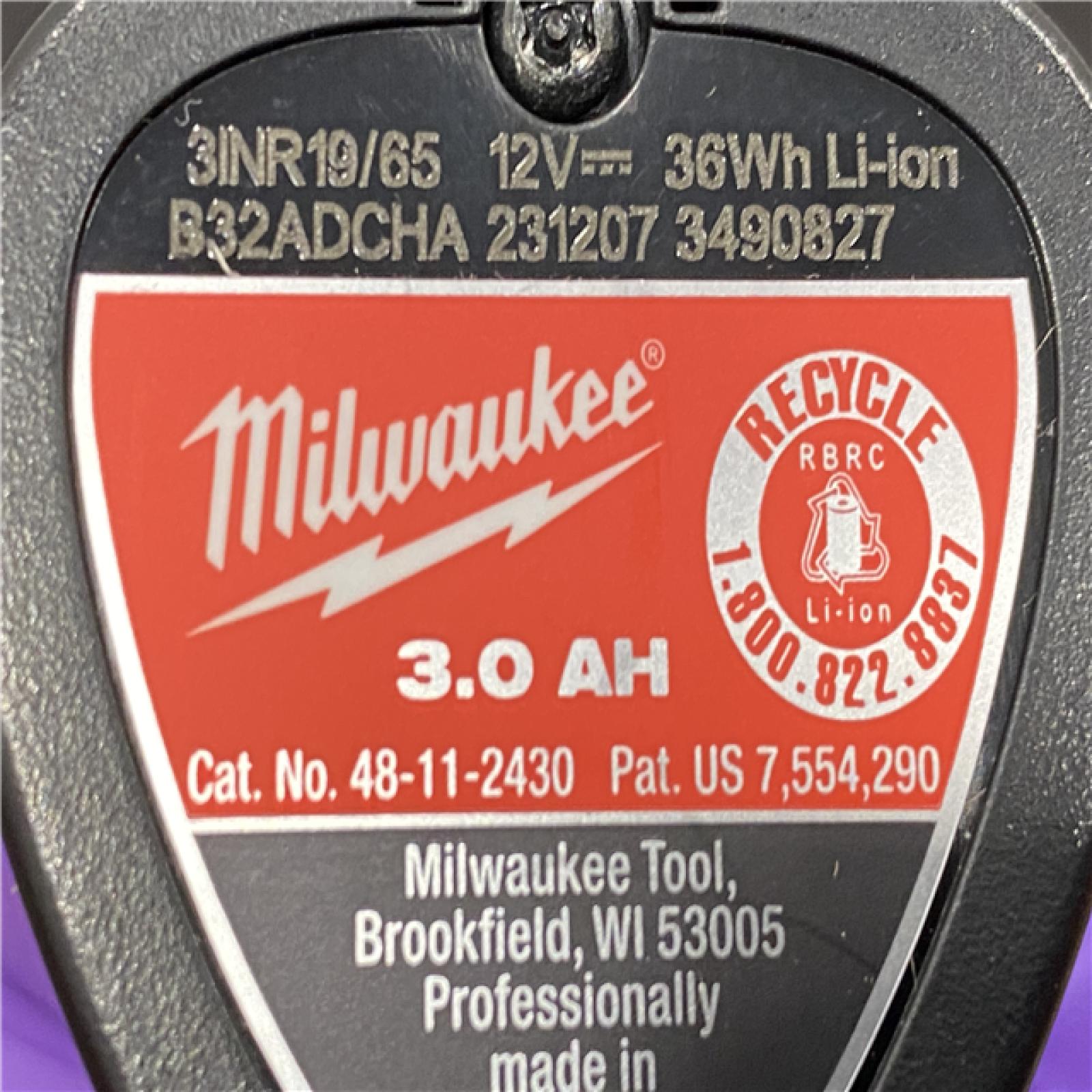 Milwaukee Men's X-Large  12-Volt Lithium-Ion Cordless Tough Shell Black Heated Jacket Kit