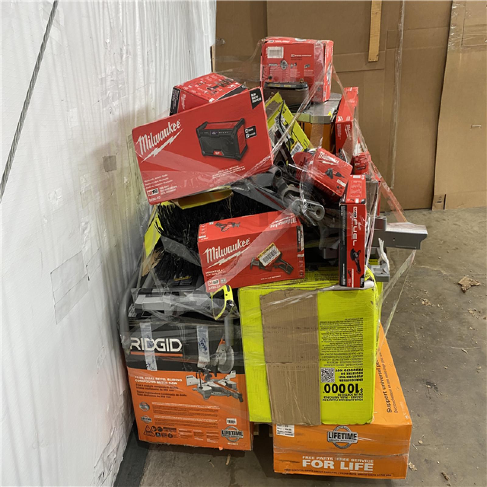 Houston Location AS IS - Tool Pallet