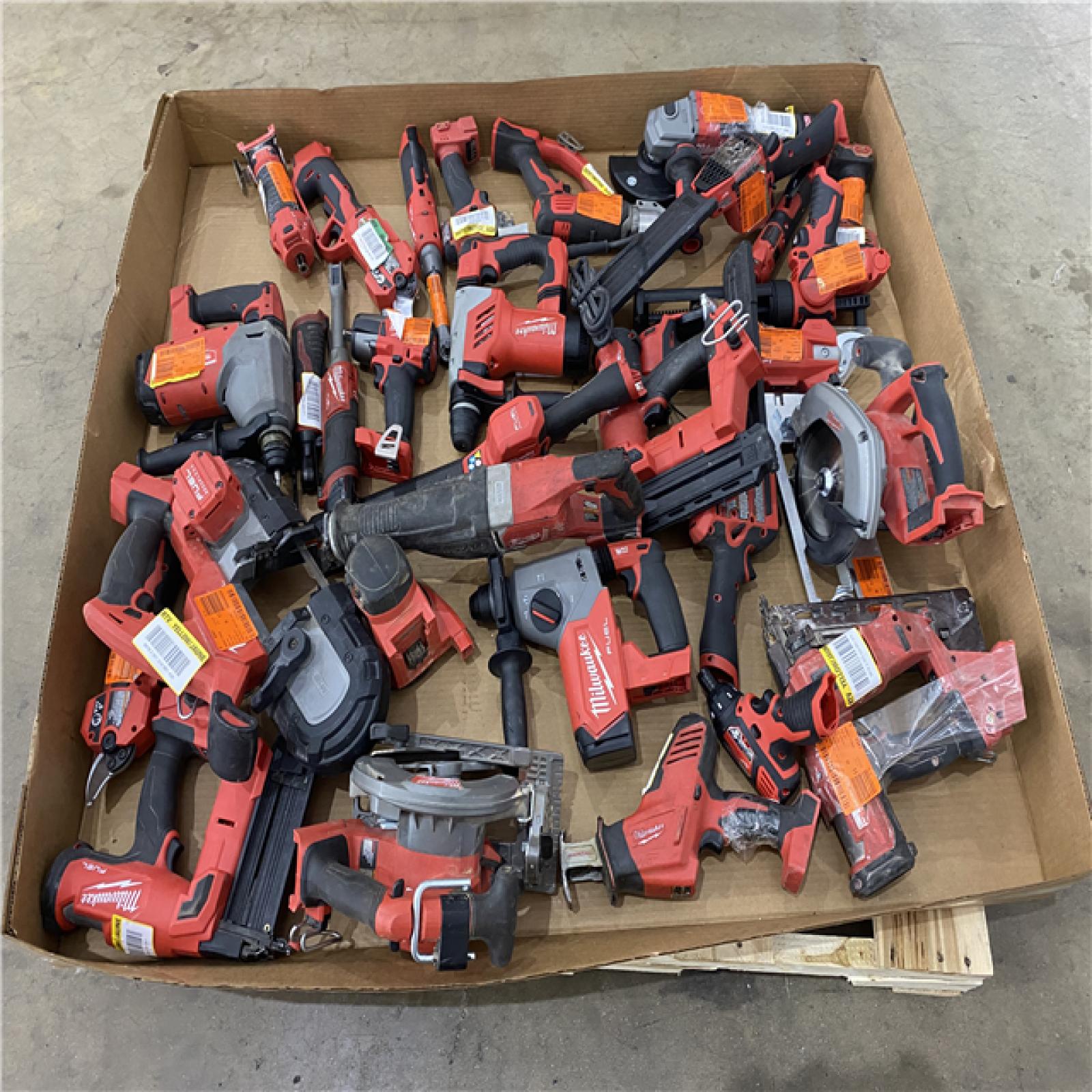 Houston Location AS IS - Tool Pallet