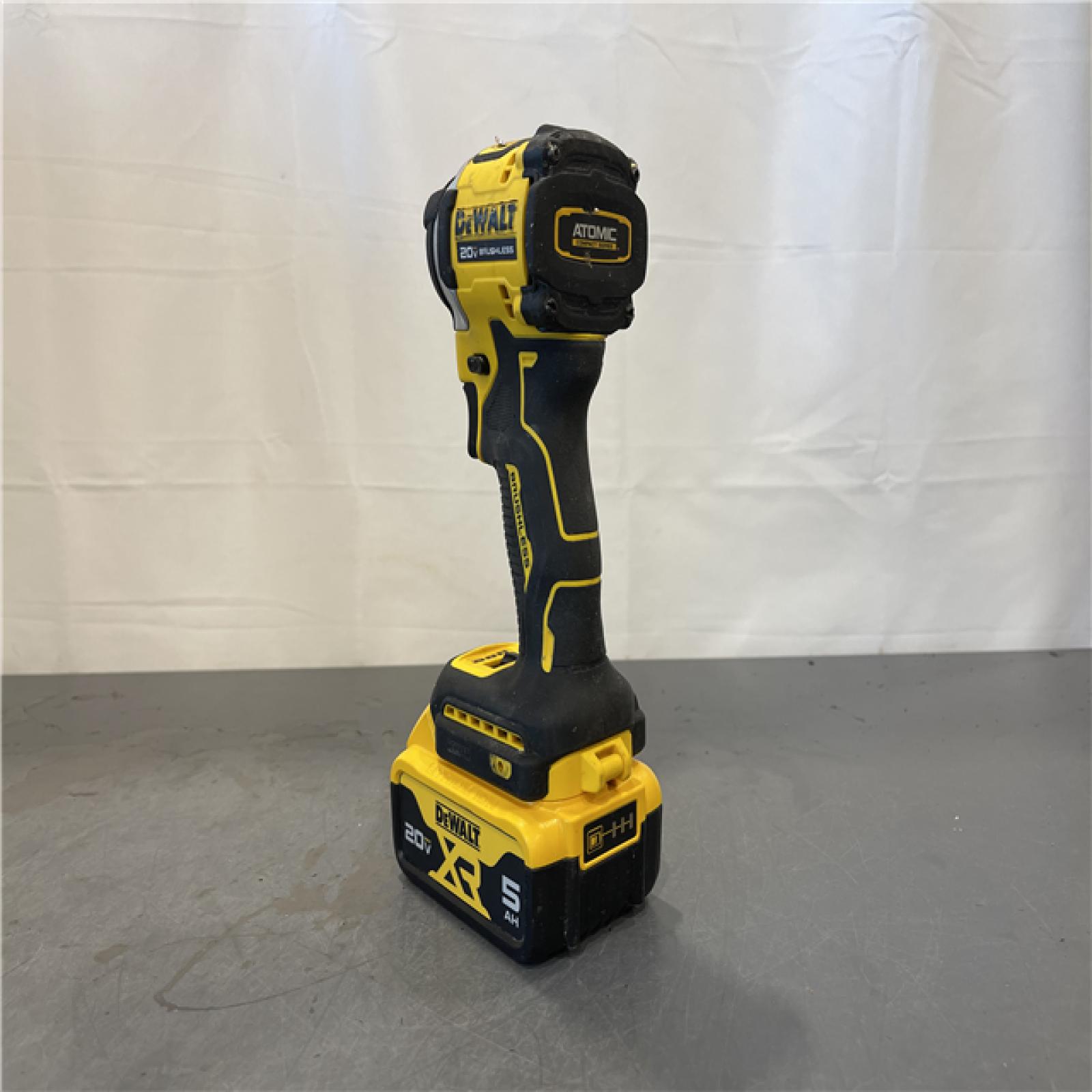 AS-IS - DeWalt 20V MAX ATOMIC 1/4 in. Cordless Brushless 3-Speed Impact Driver Kit