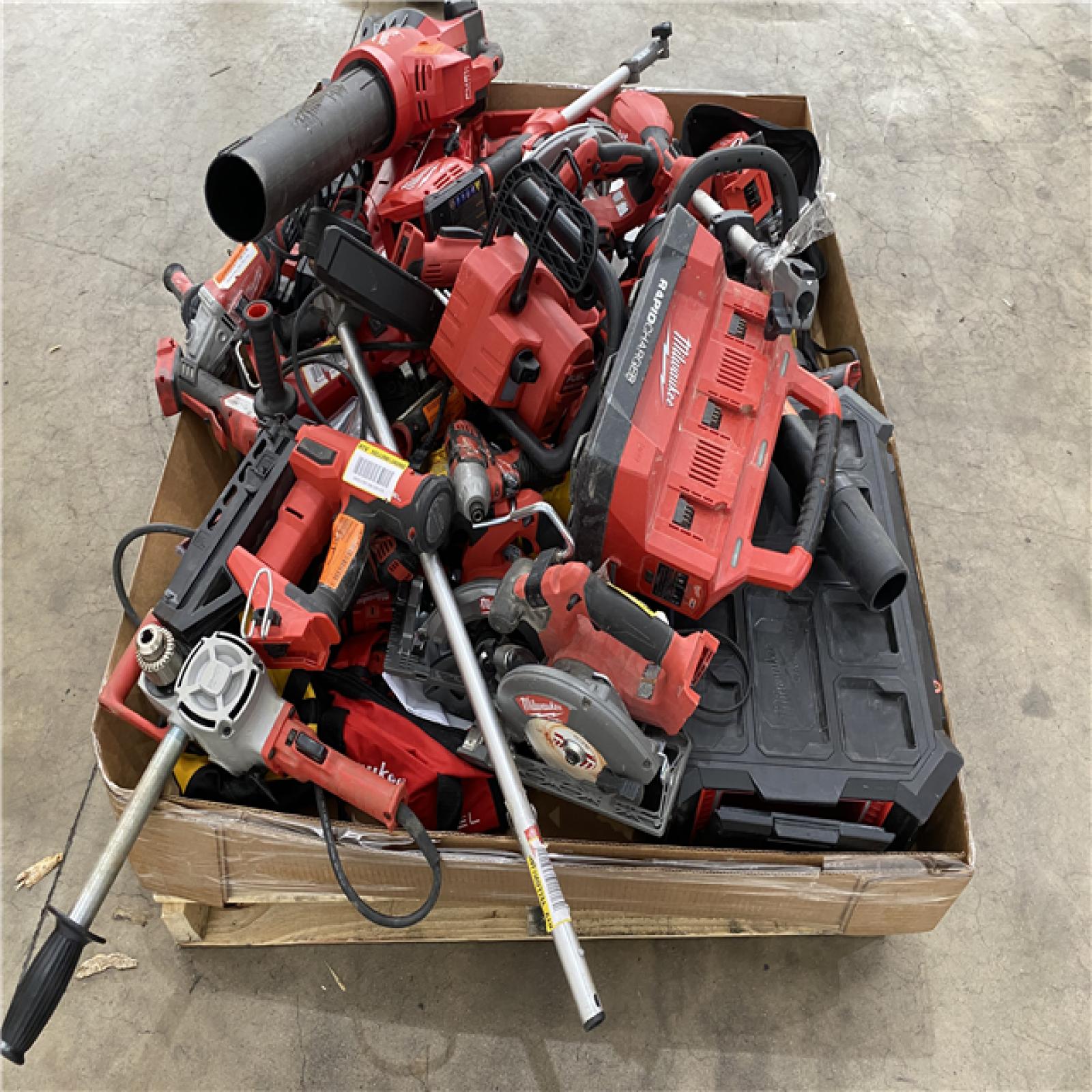Houston Location AS IS - Tool Pallet