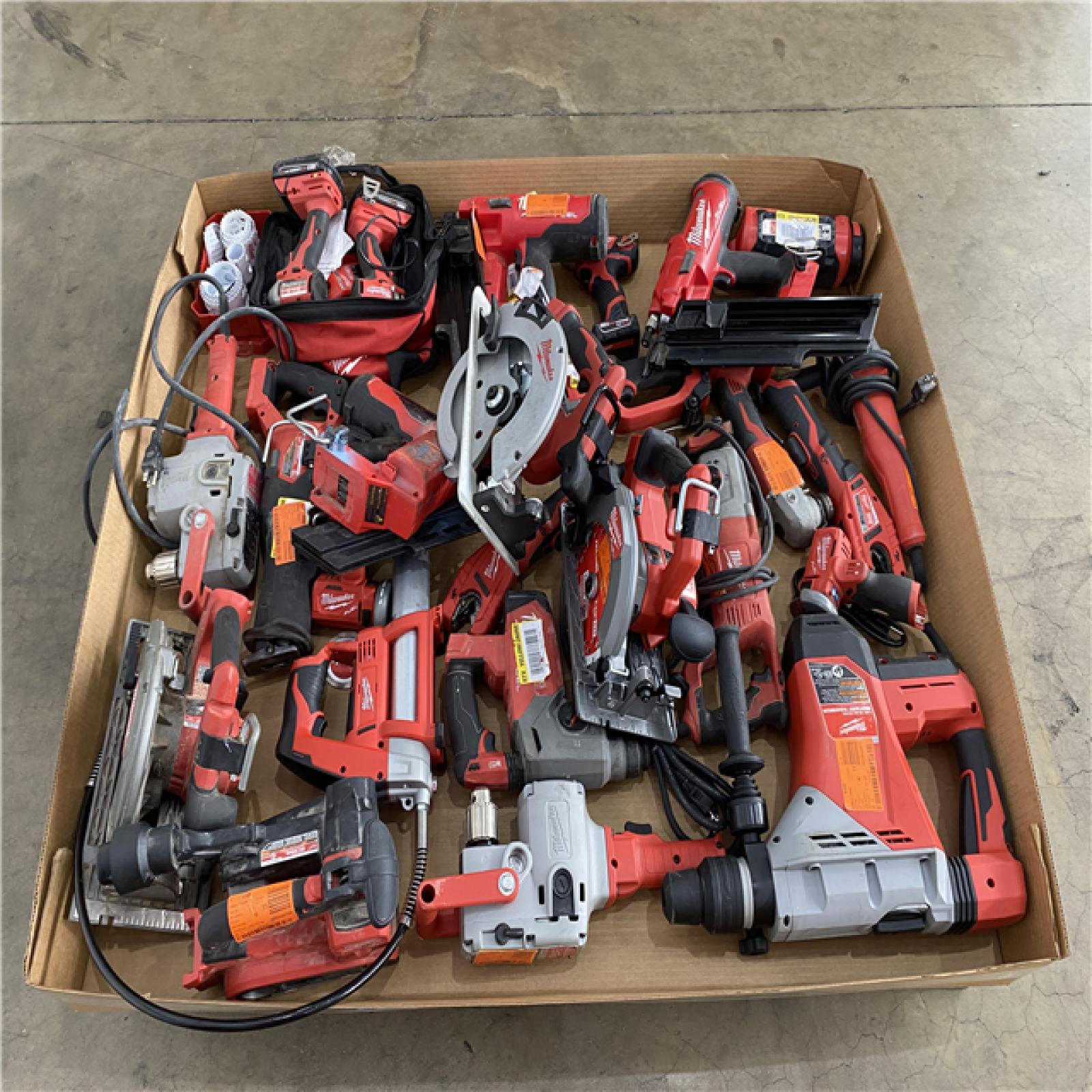 Houston Location AS IS - Tool Pallet