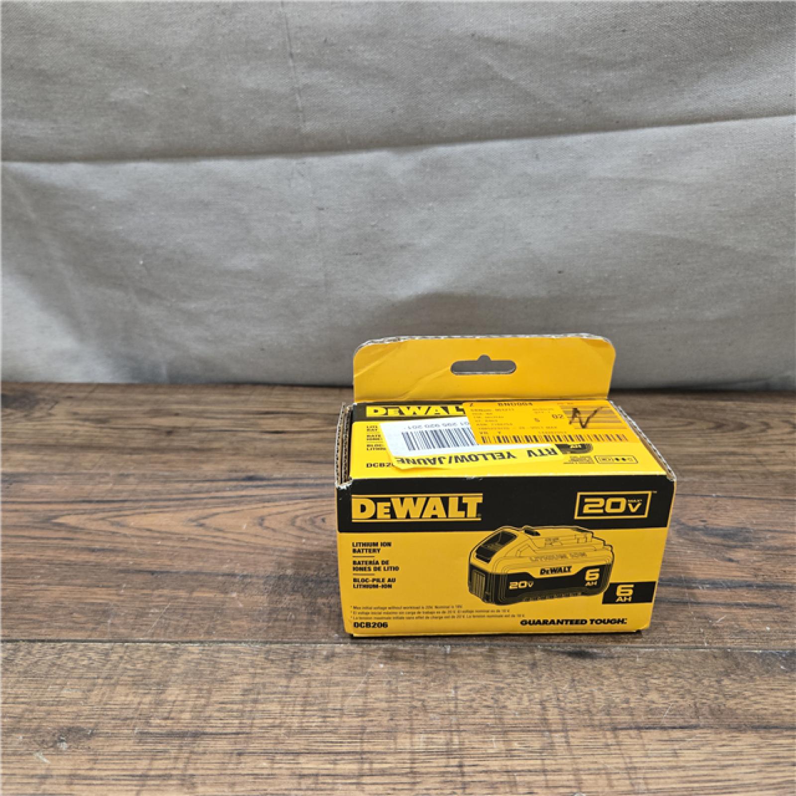 NEW! DeWalt 20V MAX DCB206 6 Ah Lithium-Ion Battery Pack 1 Pc