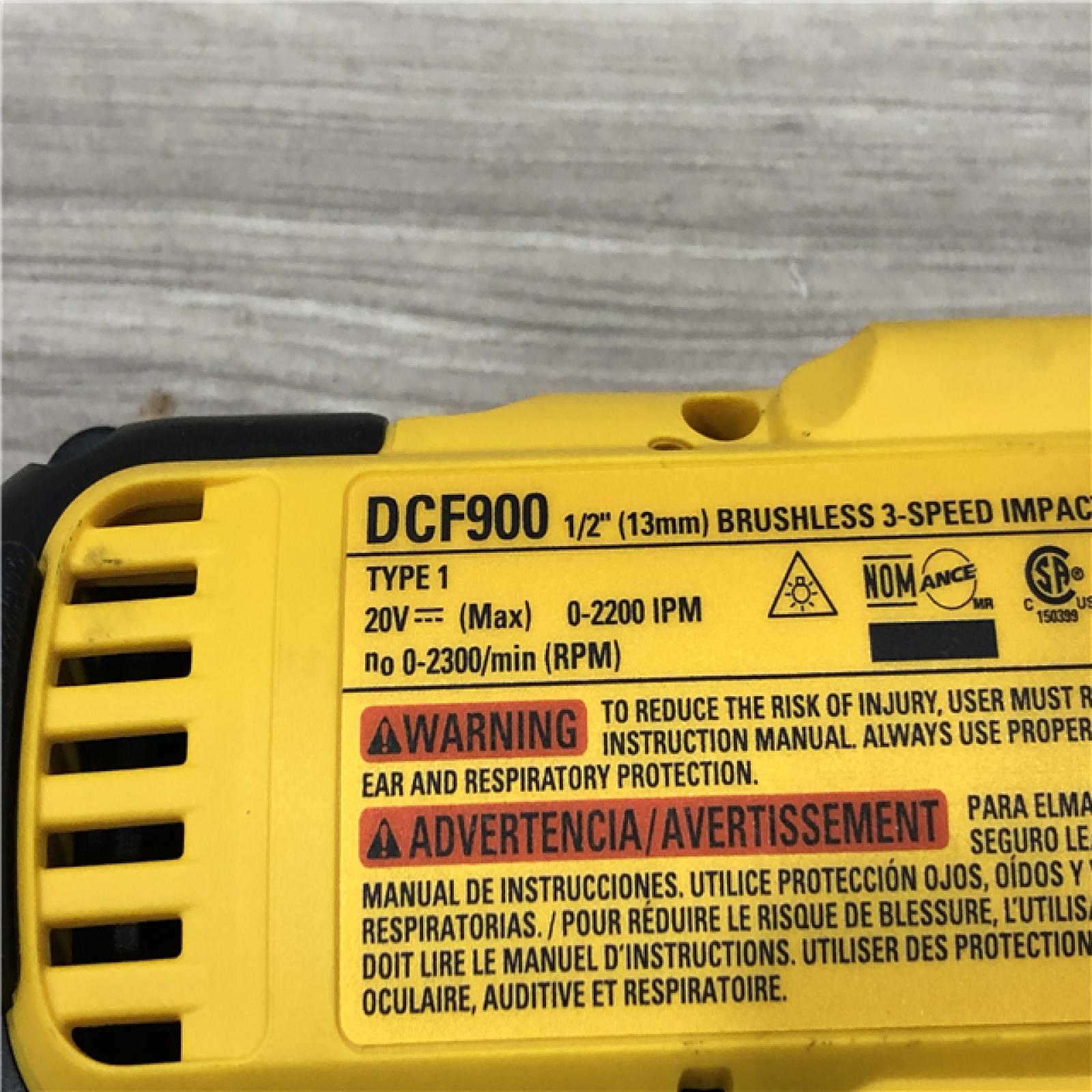 AS-IS Dewalt 20V MAX Lithium-Ion Cordless 1/2 in. Impact Wrench Kit