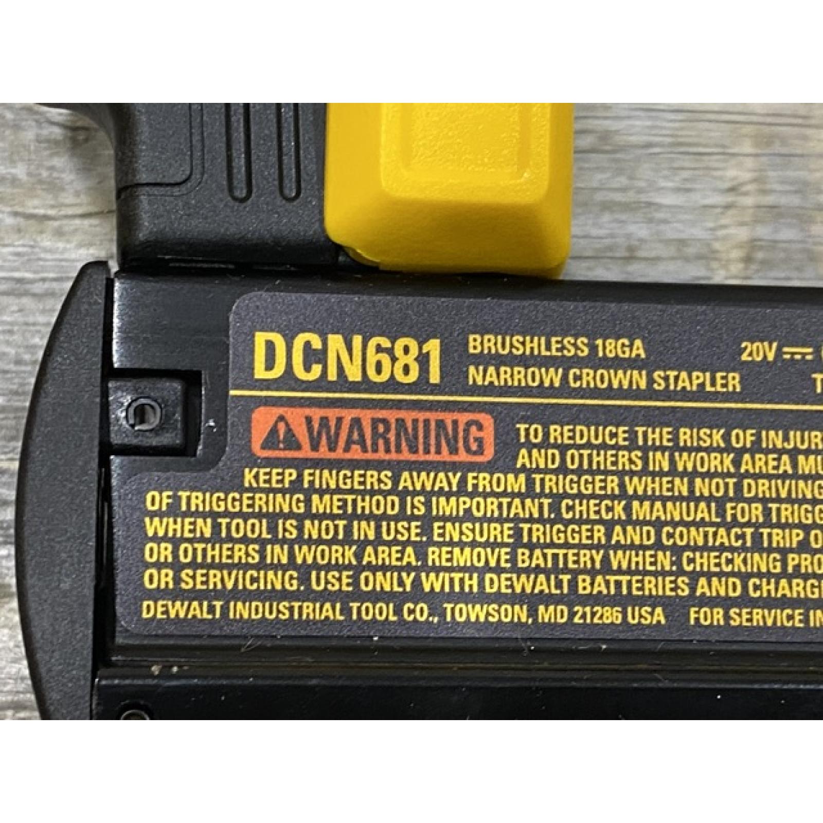 AS-IS DEWALT 20V MAX XR Lithium-Ion Cordless 18-Gauge Narrow Crown Stapler Kit