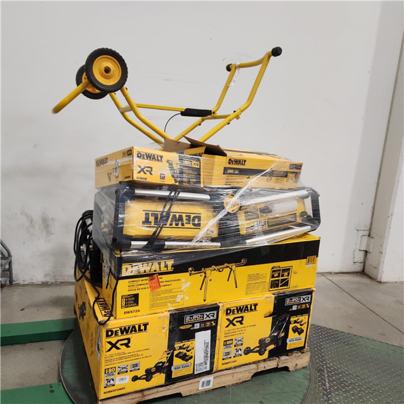 Dallas Location - As-Is DEWALT Tool Pallet